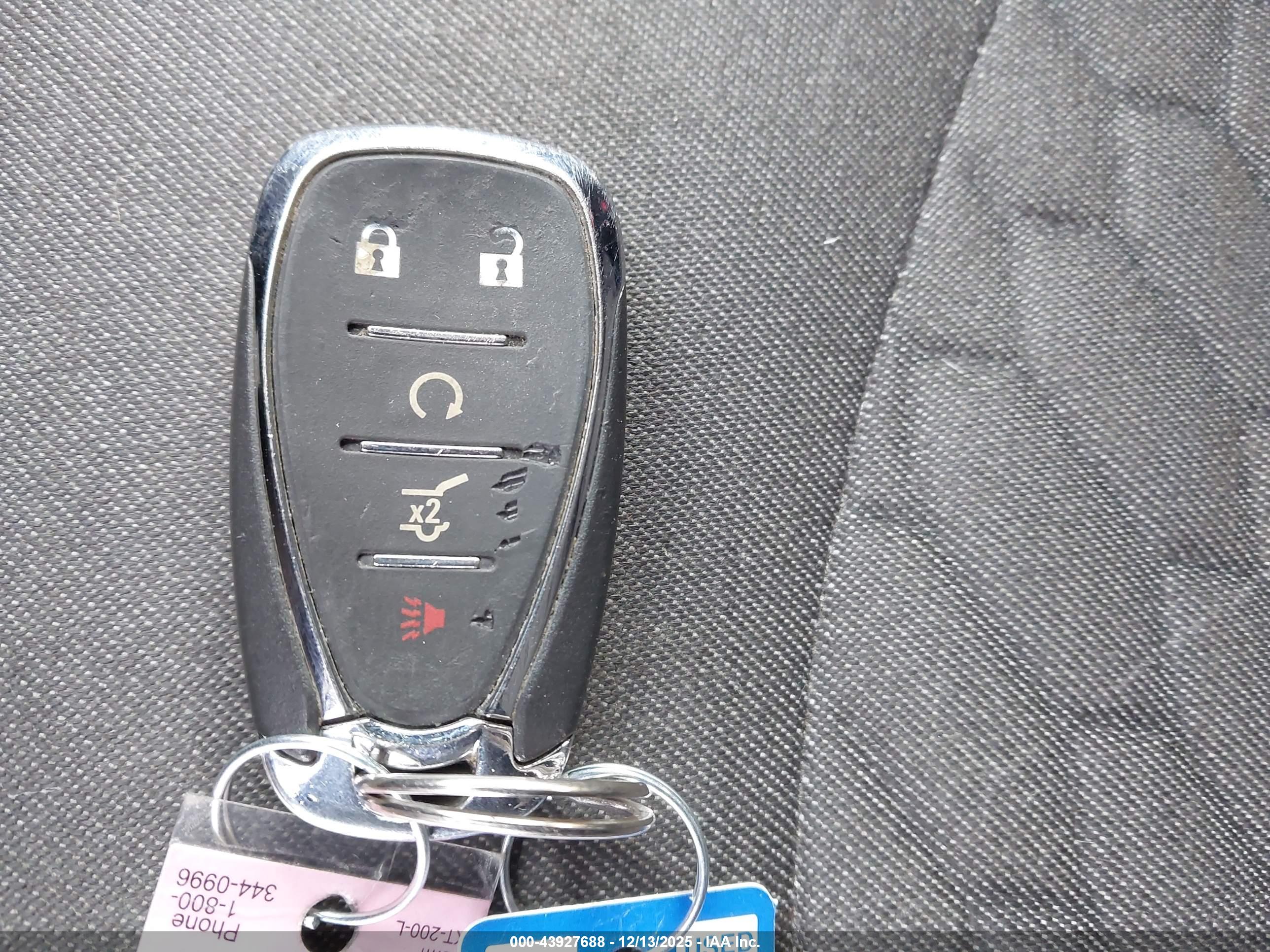 CHEVROLET EQUINOX image 11