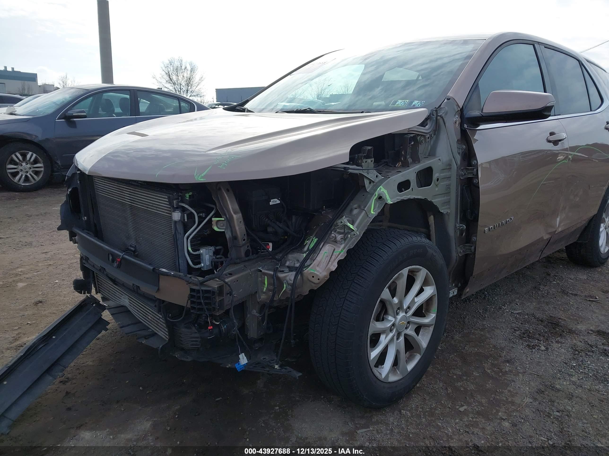 CHEVROLET EQUINOX image 6