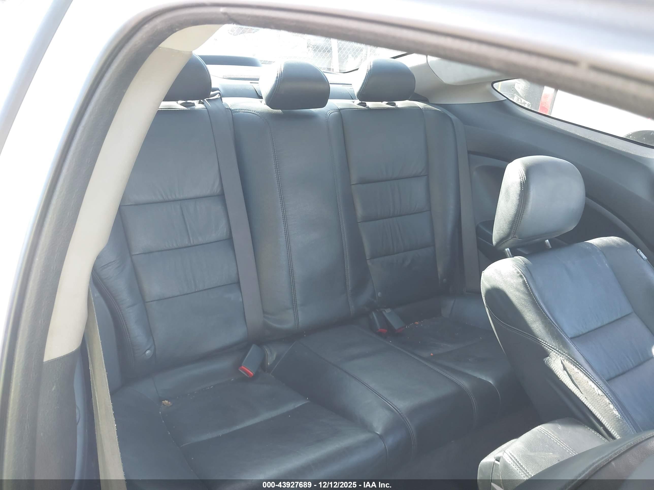 HONDA ACCORD image 8