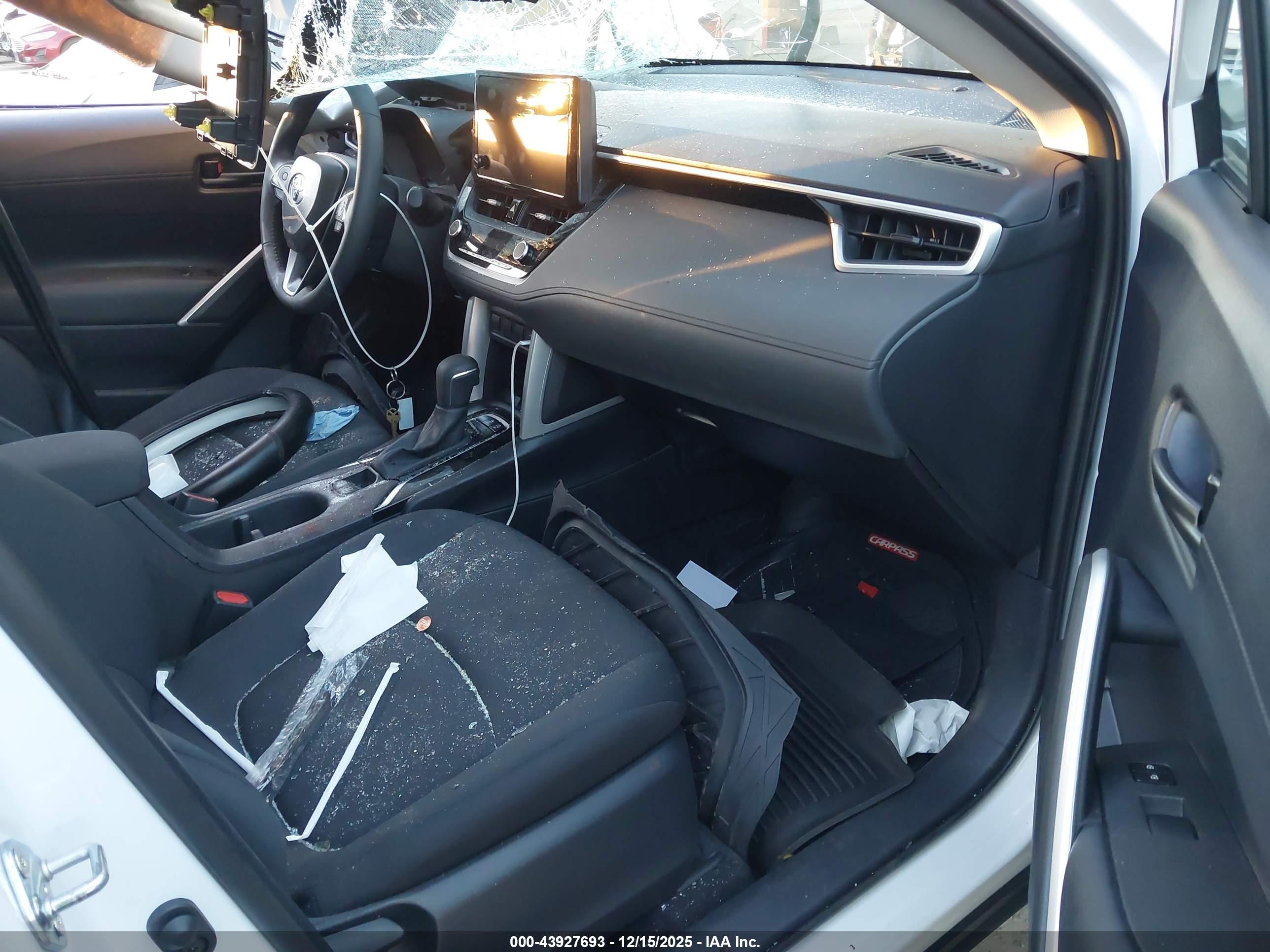 TOYOTA COROLLA image 5