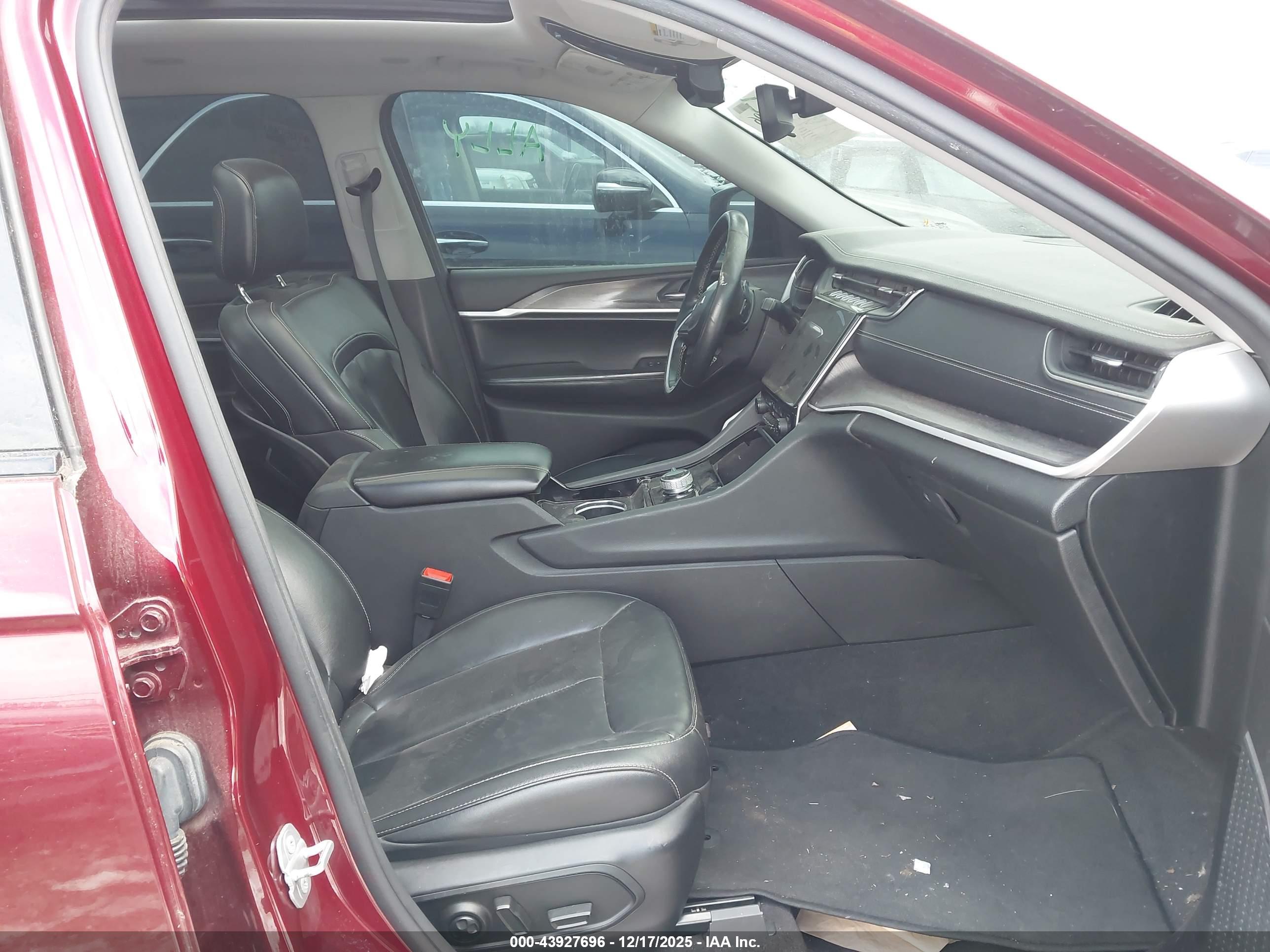 JEEP GRAND image 5