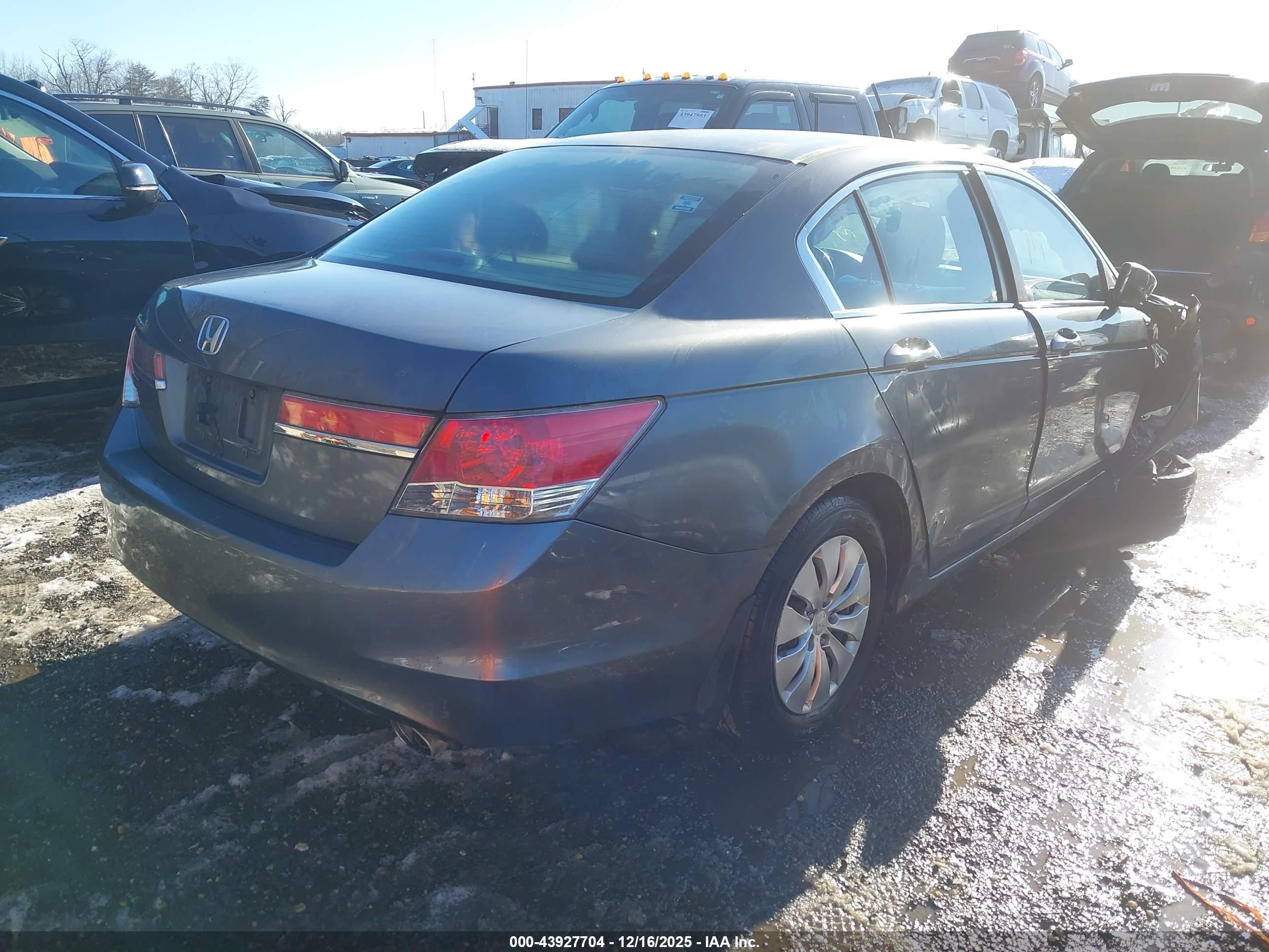 HONDA ACCORD image 4