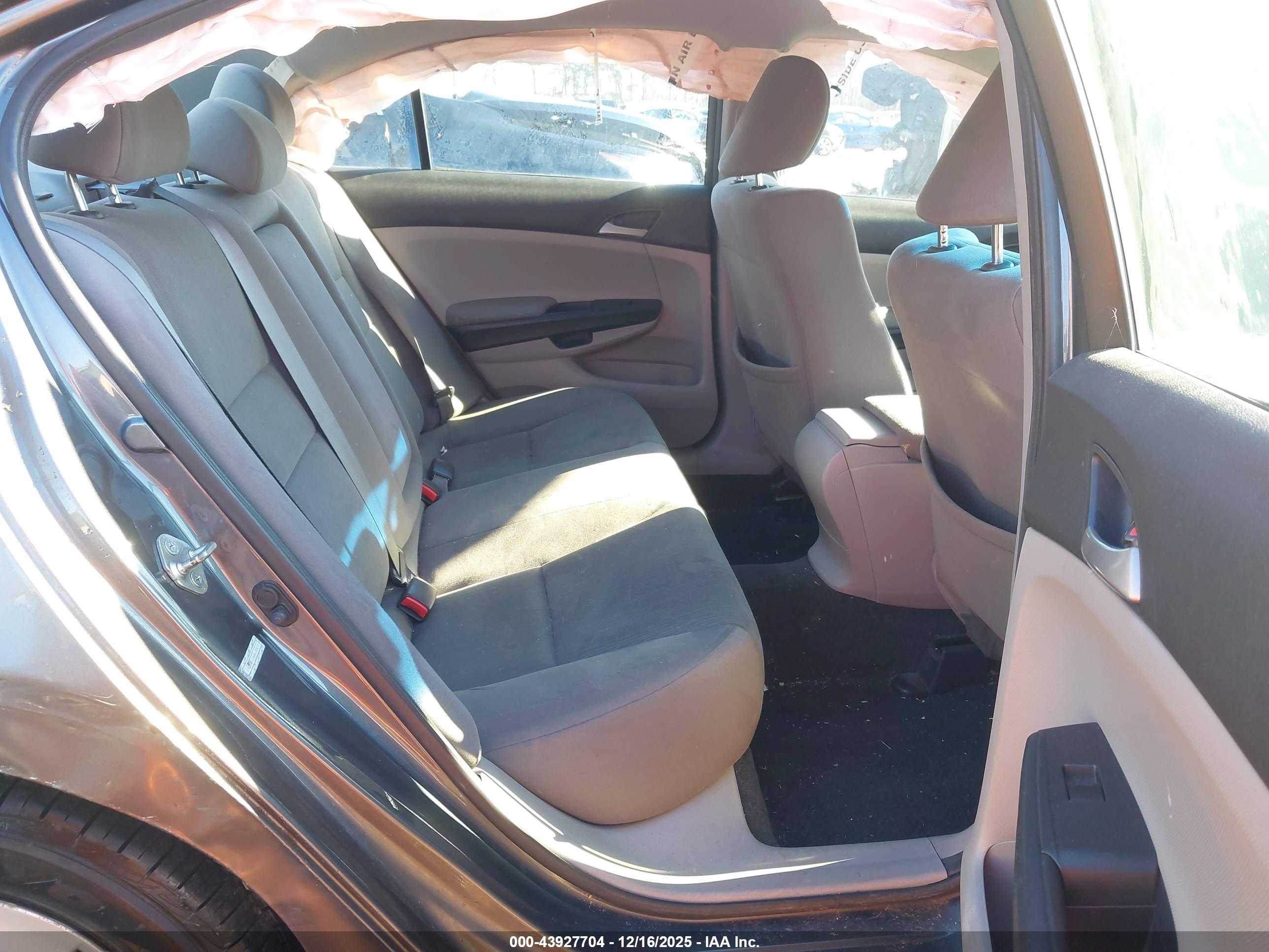 HONDA ACCORD image 8