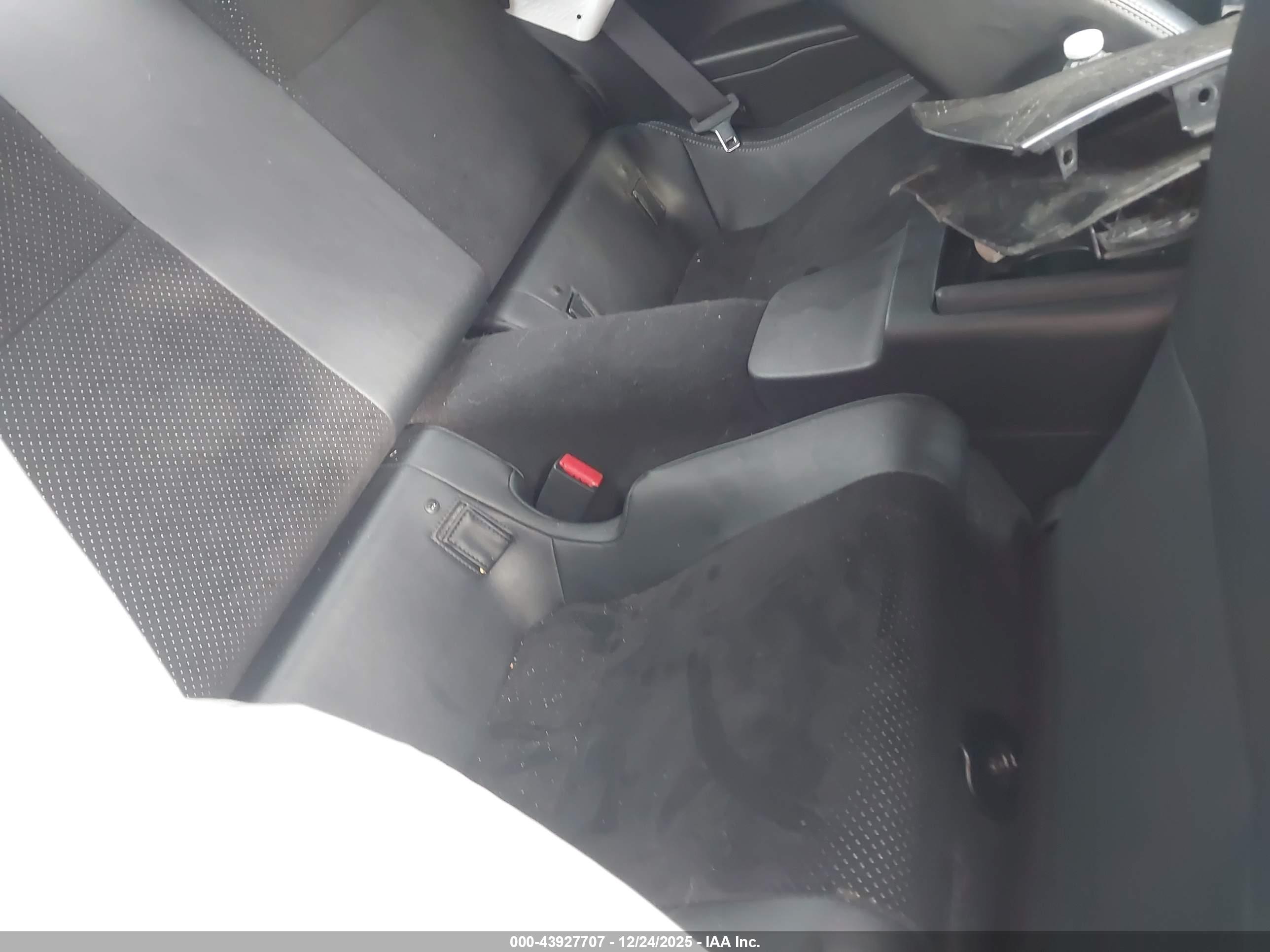 TOYOTA GR86 image 8