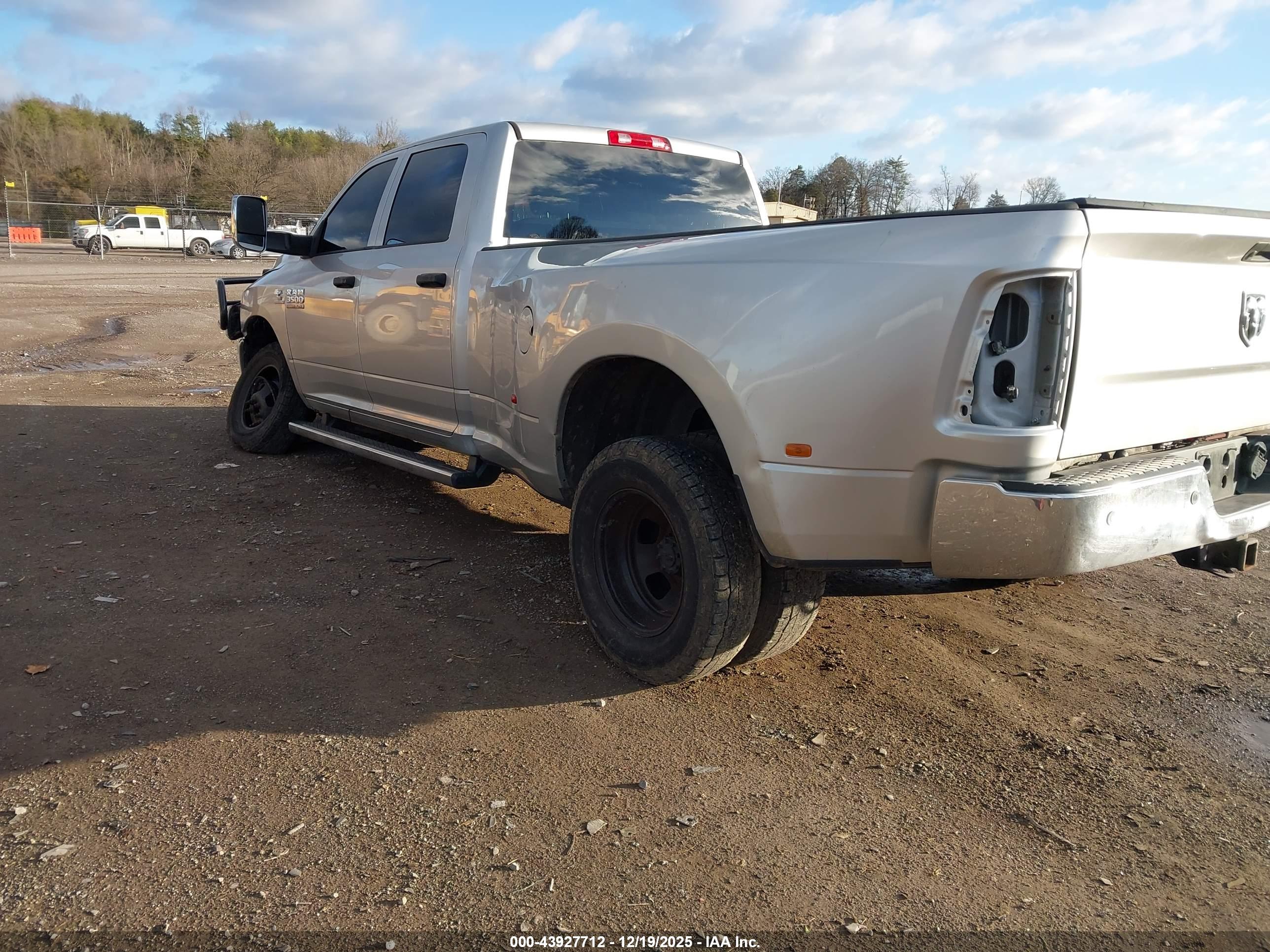 RAM 3500 image 3