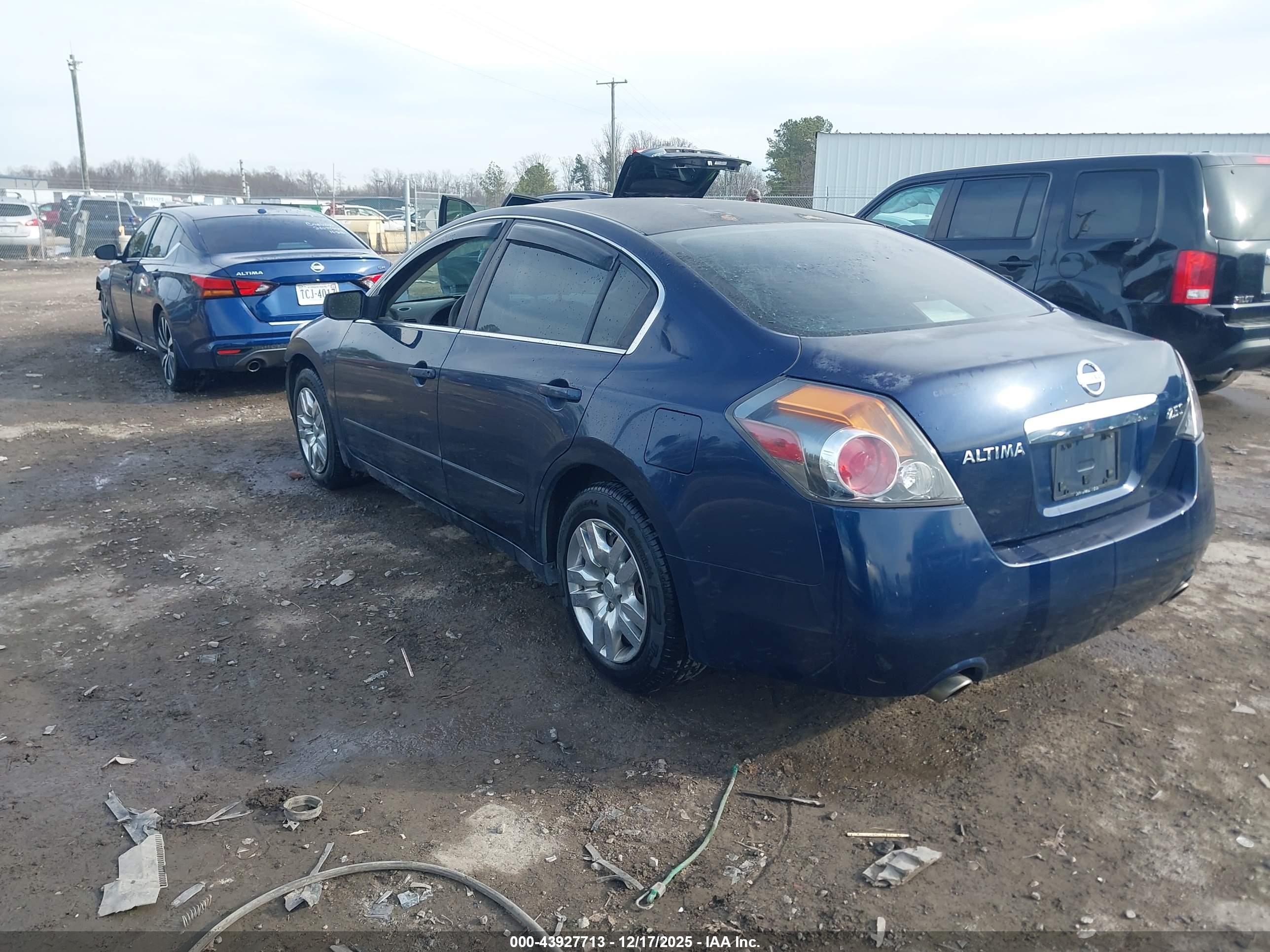NISSAN ALTIMA image 3