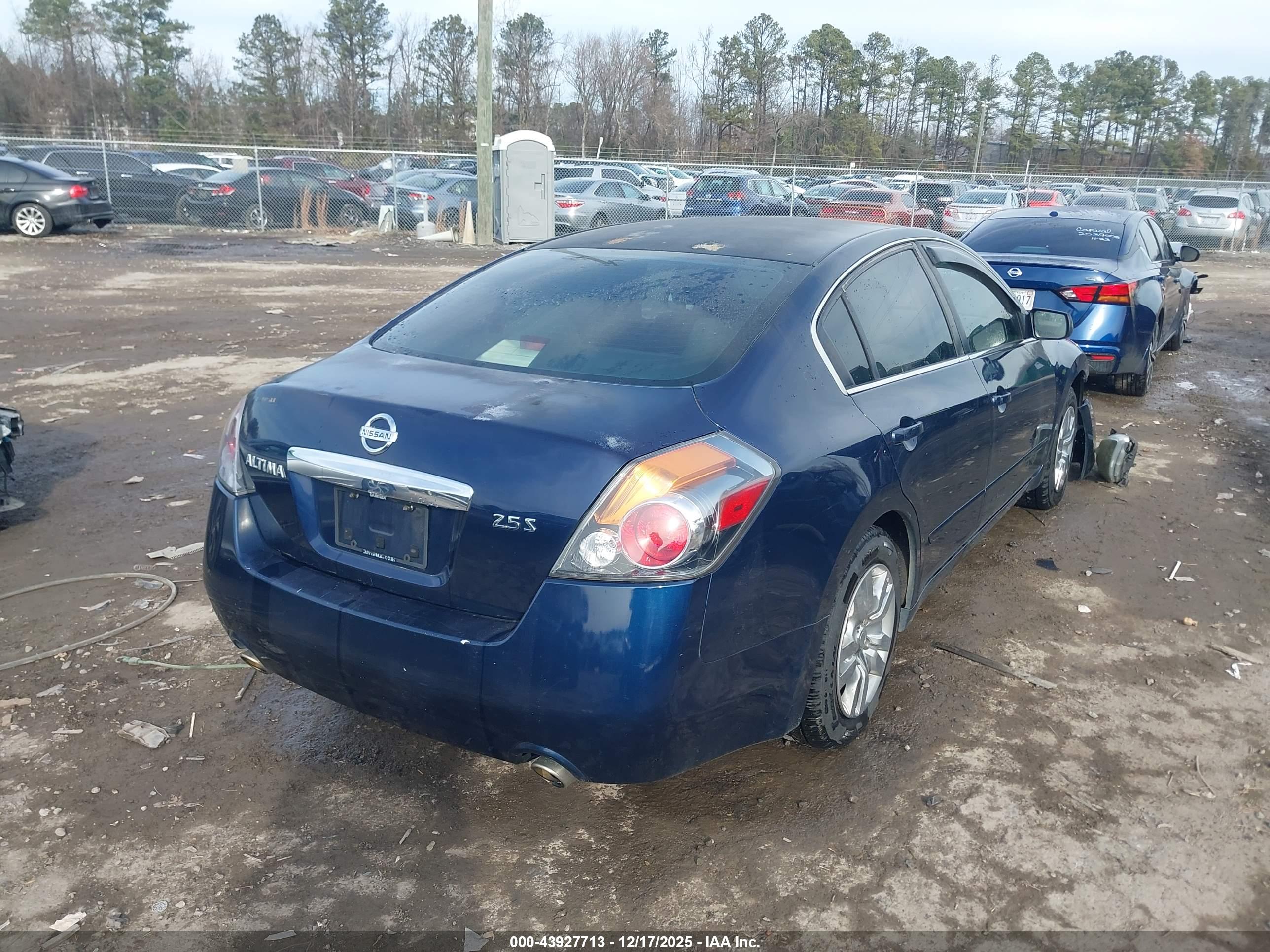 NISSAN ALTIMA image 4