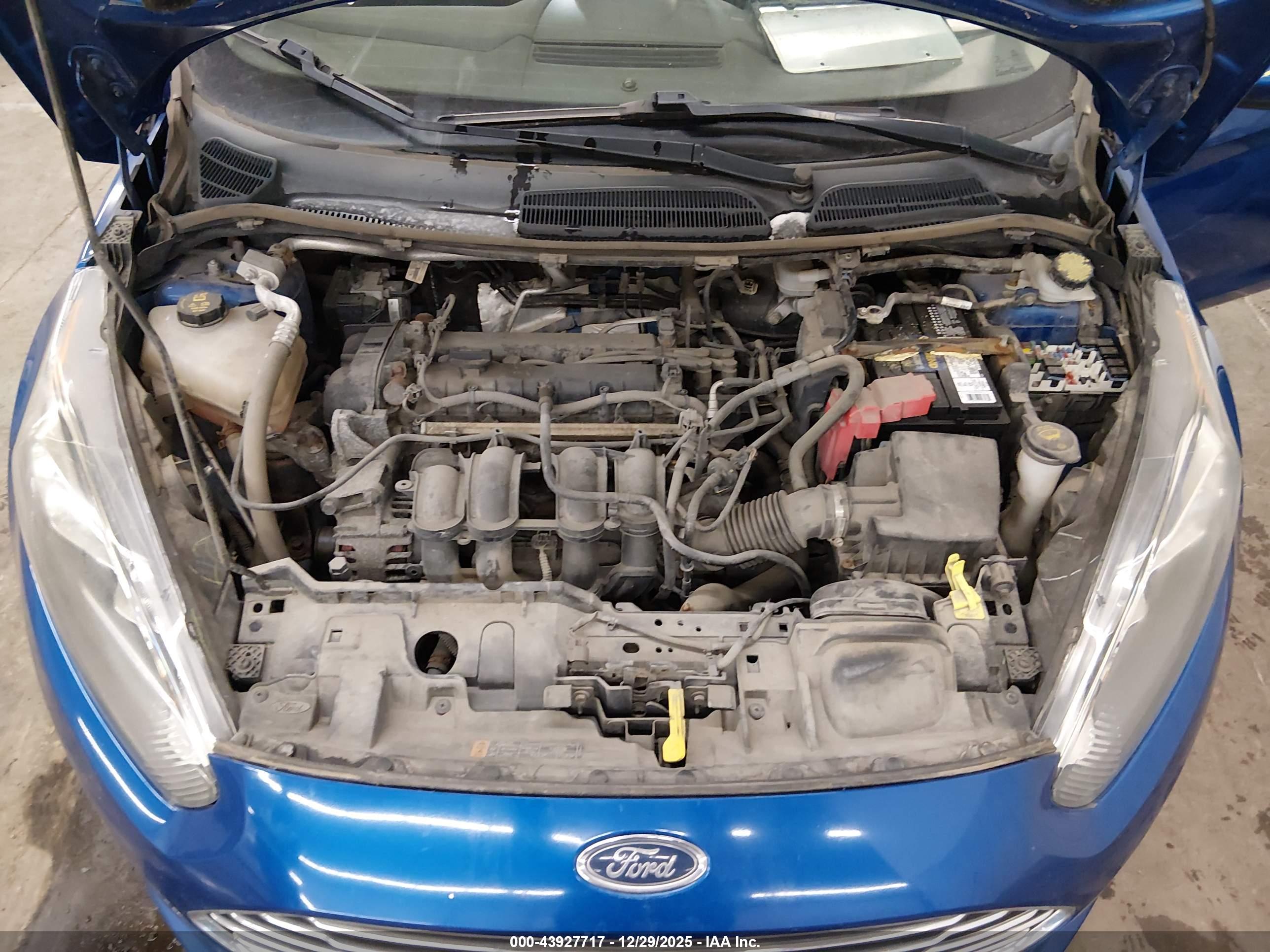 FORD FIESTA image 10