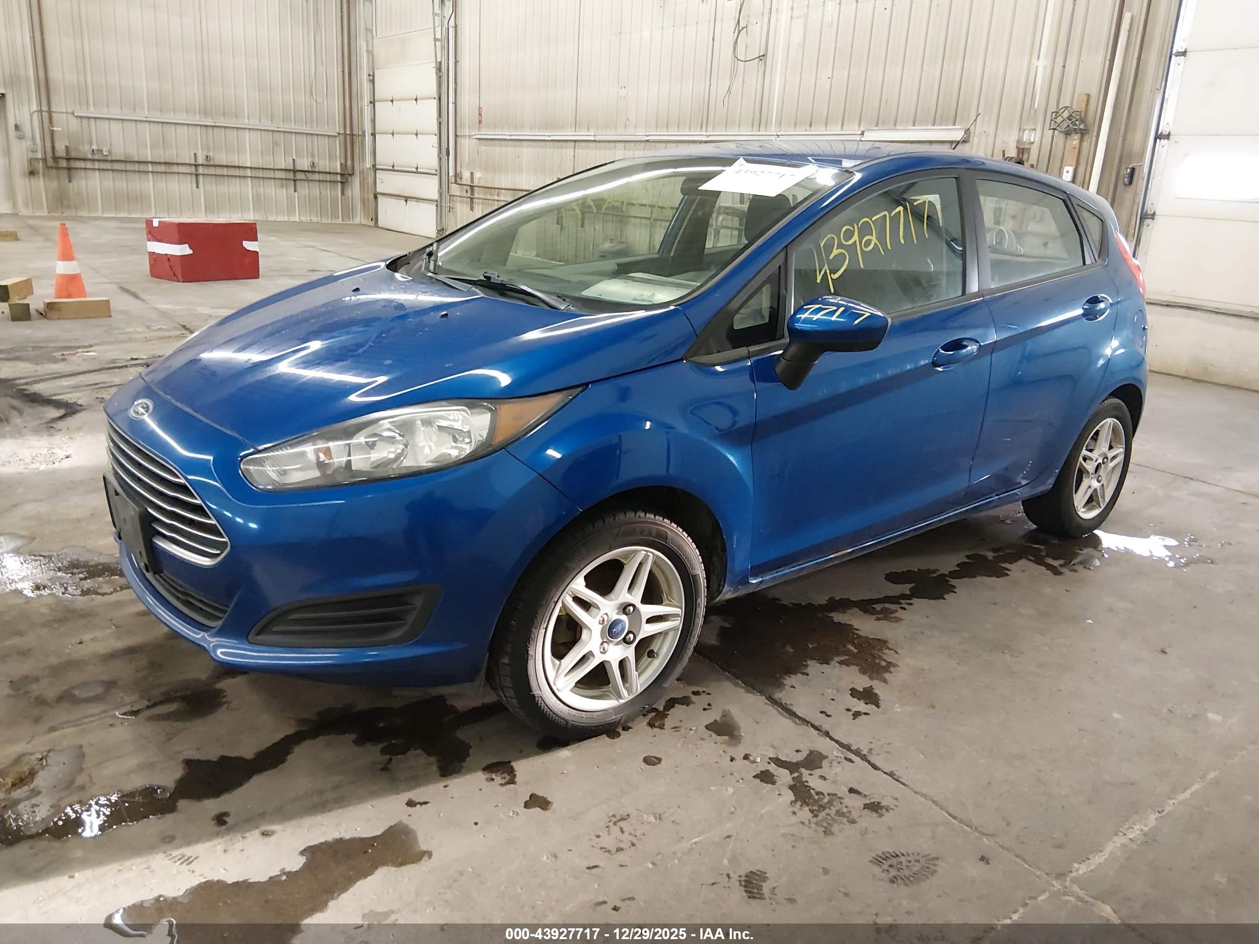 FORD FIESTA image 2
