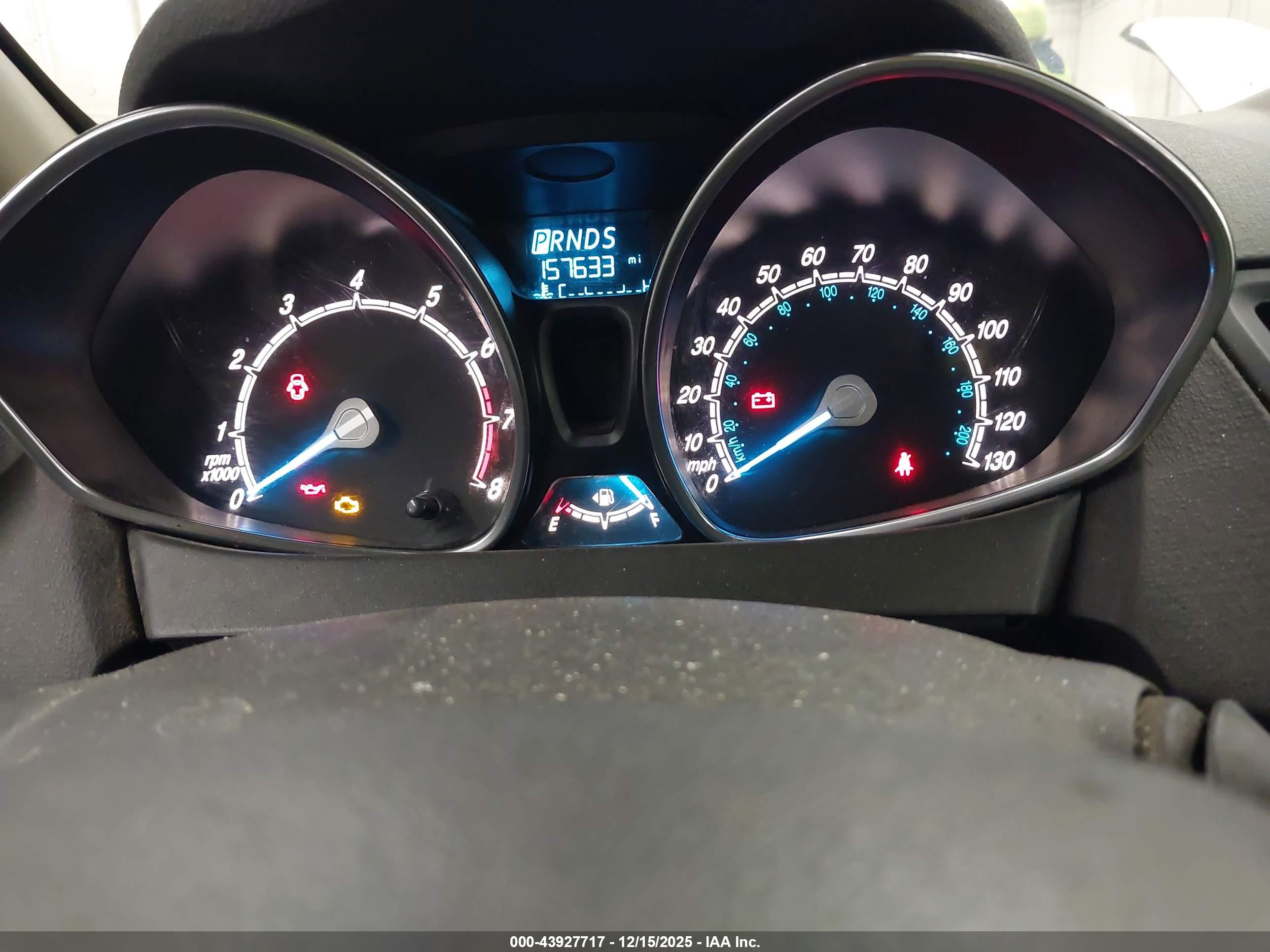 FORD FIESTA image 7