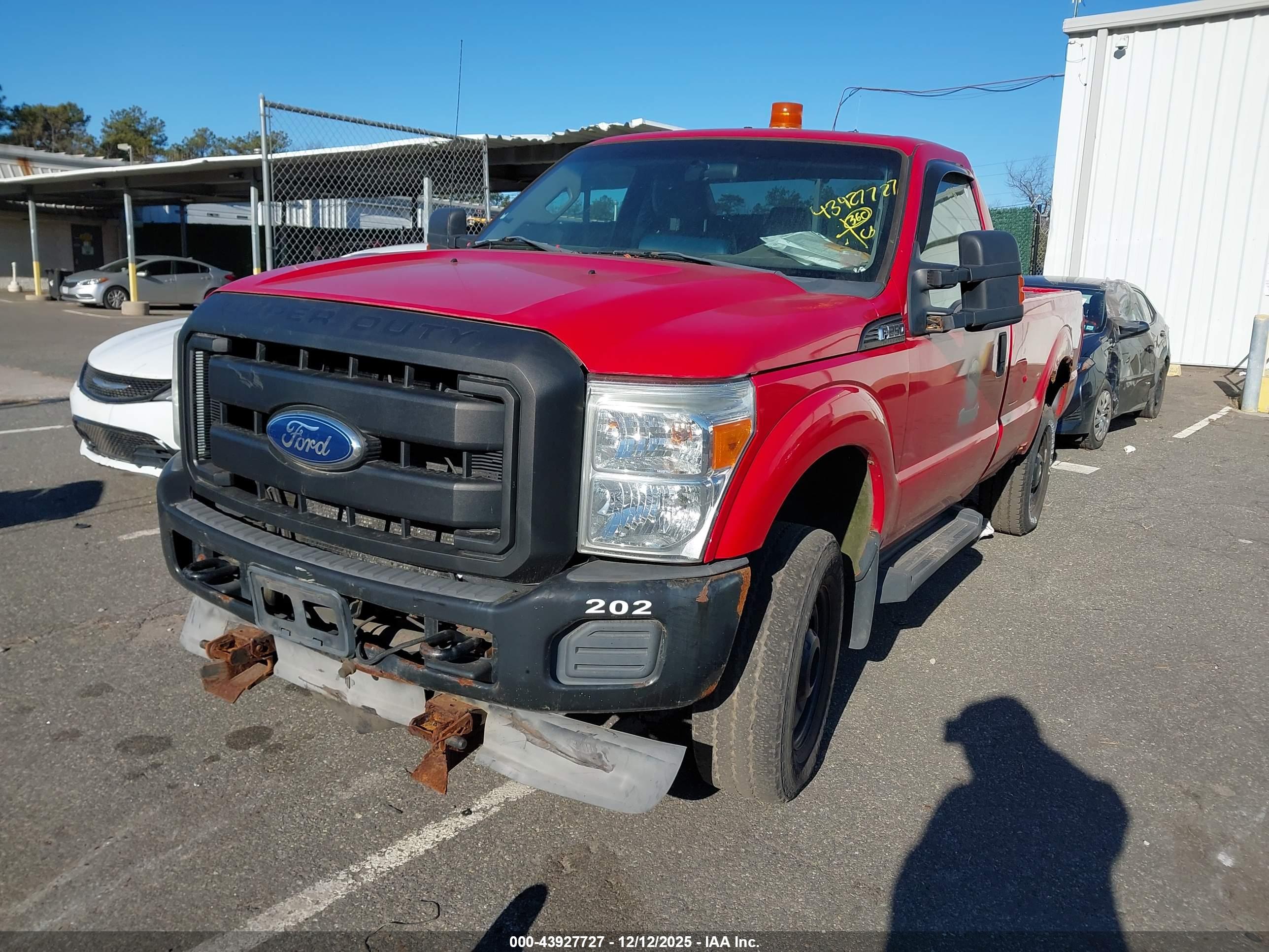 FORD F-250 image 2
