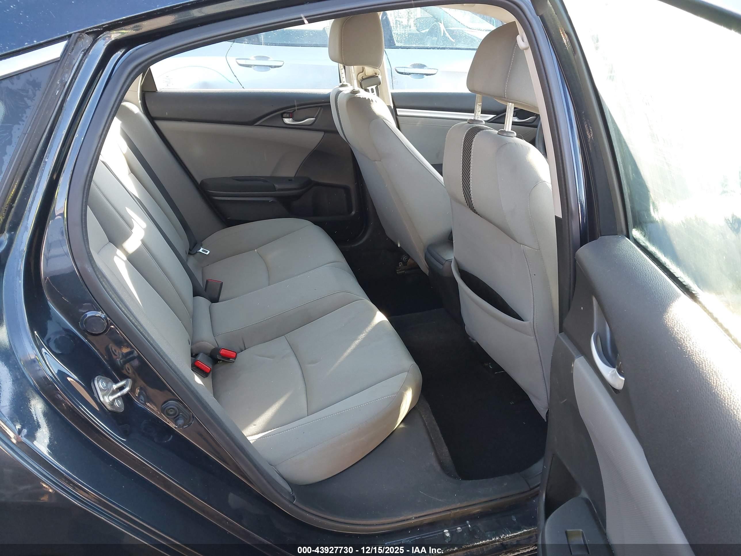 HONDA CIVIC image 8