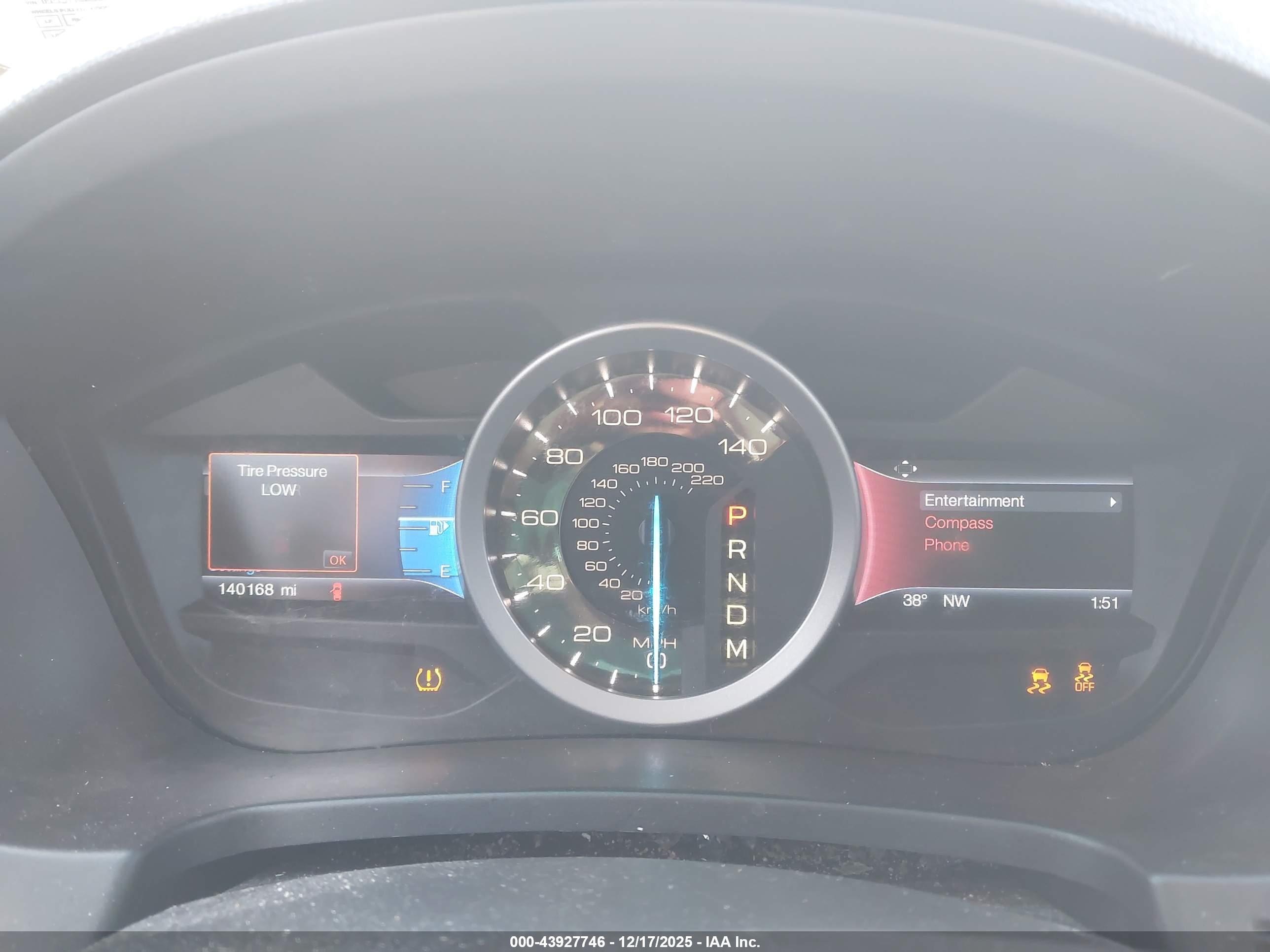 FORD EXPLORER image 7