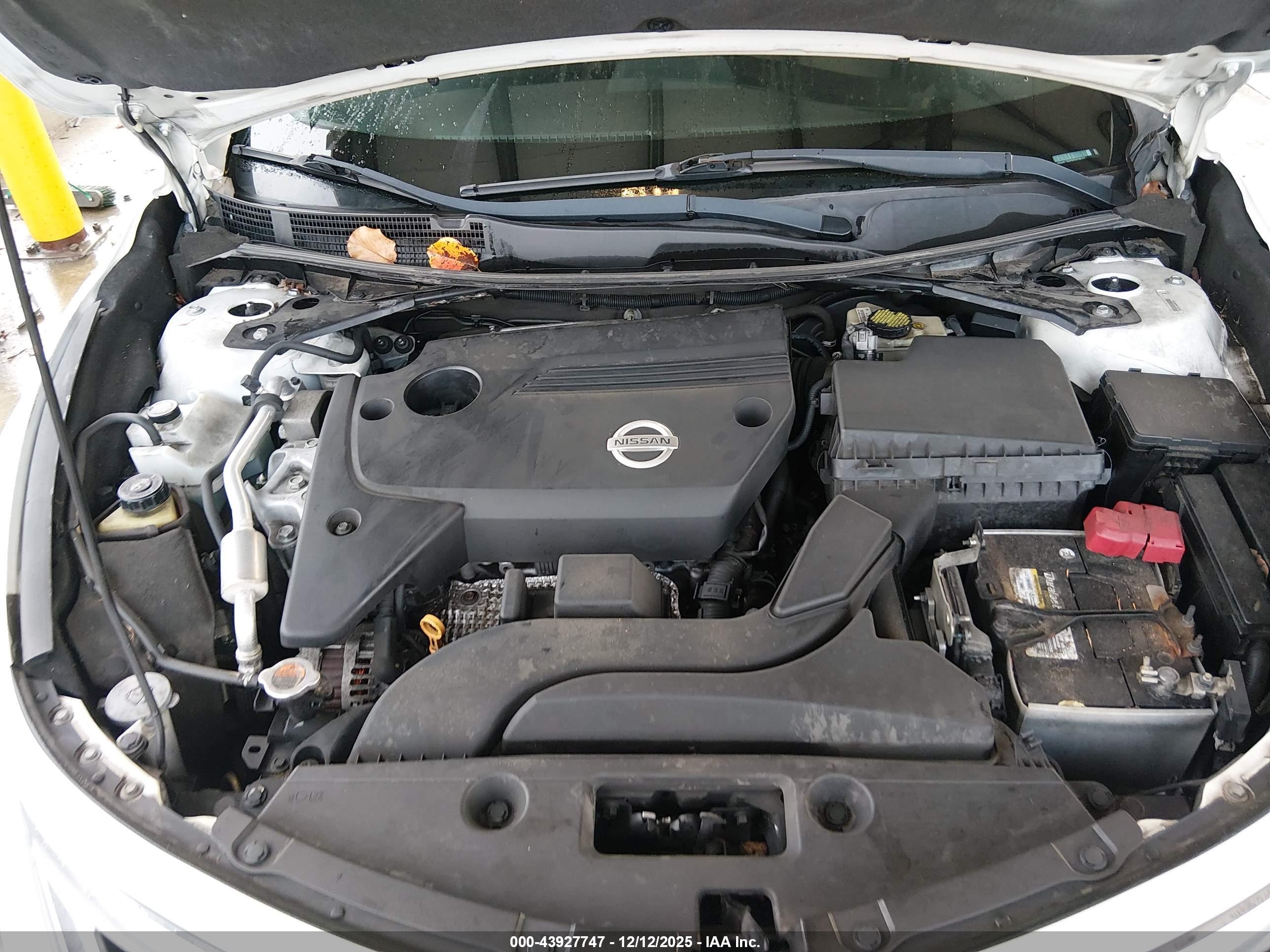 NISSAN ALTIMA image 10