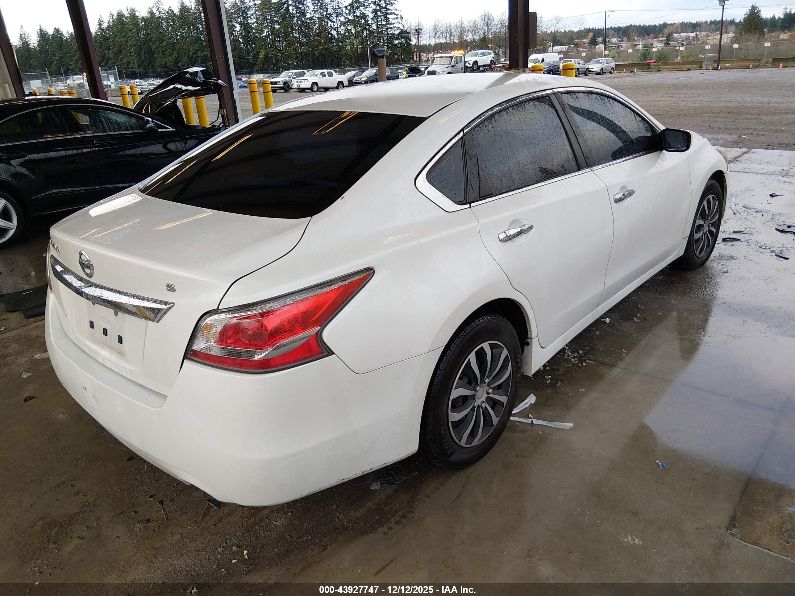 NISSAN ALTIMA image 4