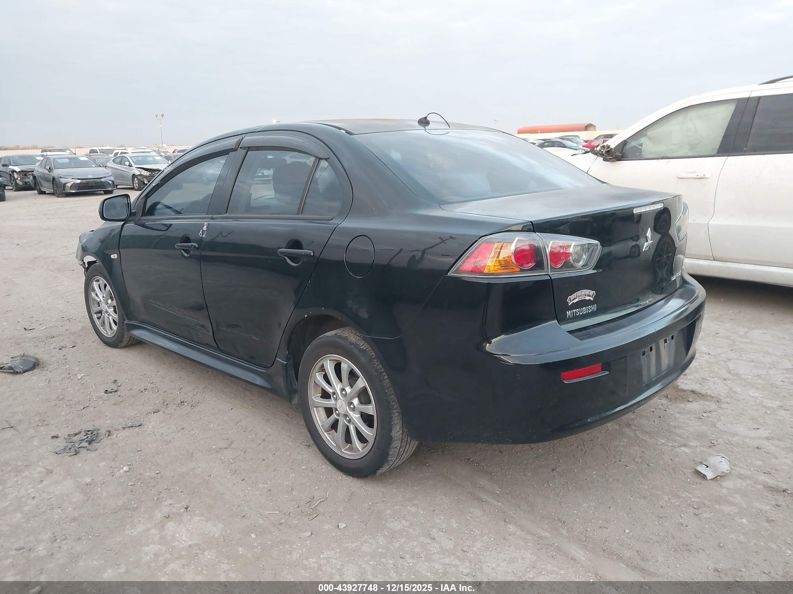MITSUBISHI LANCER image 3