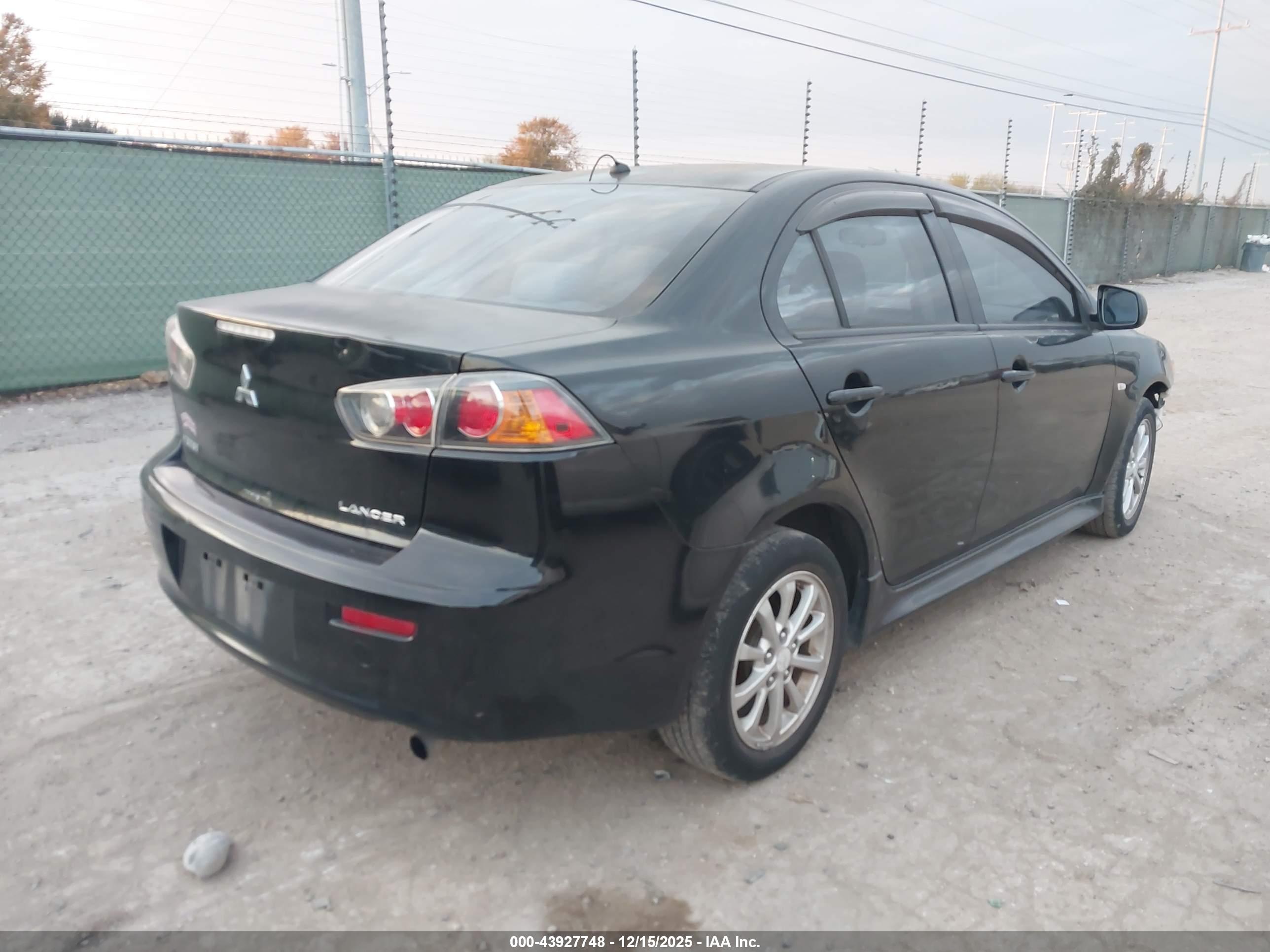 MITSUBISHI LANCER image 4