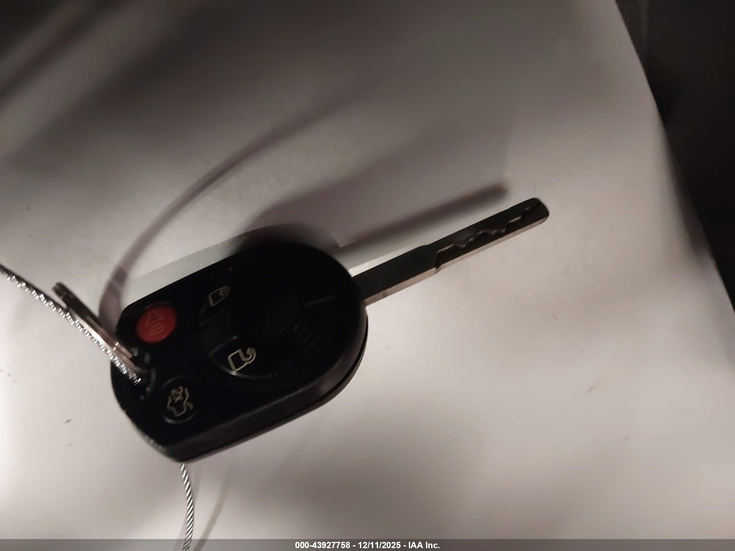 FORD FOCUS image 11