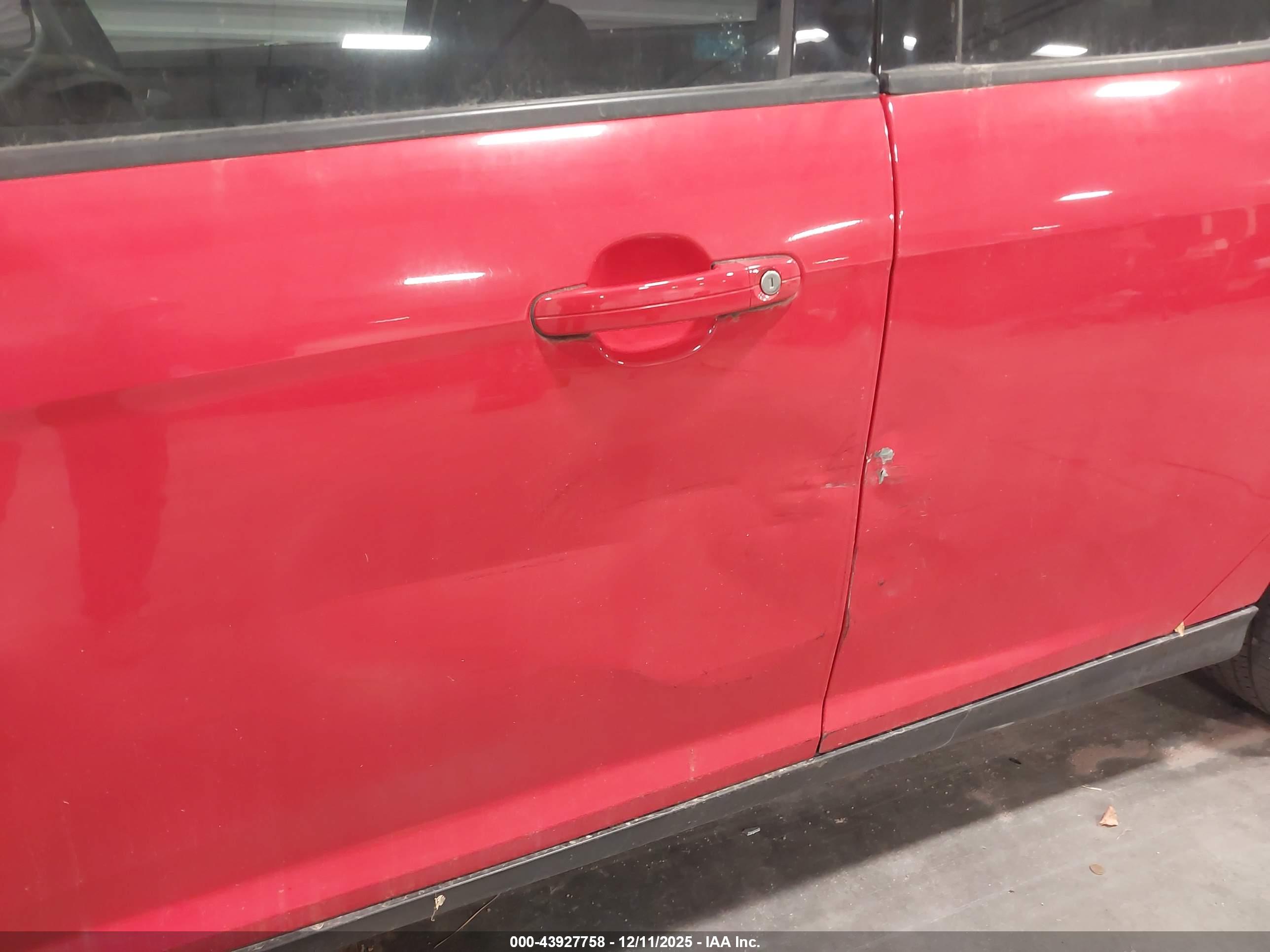 FORD FOCUS image 6