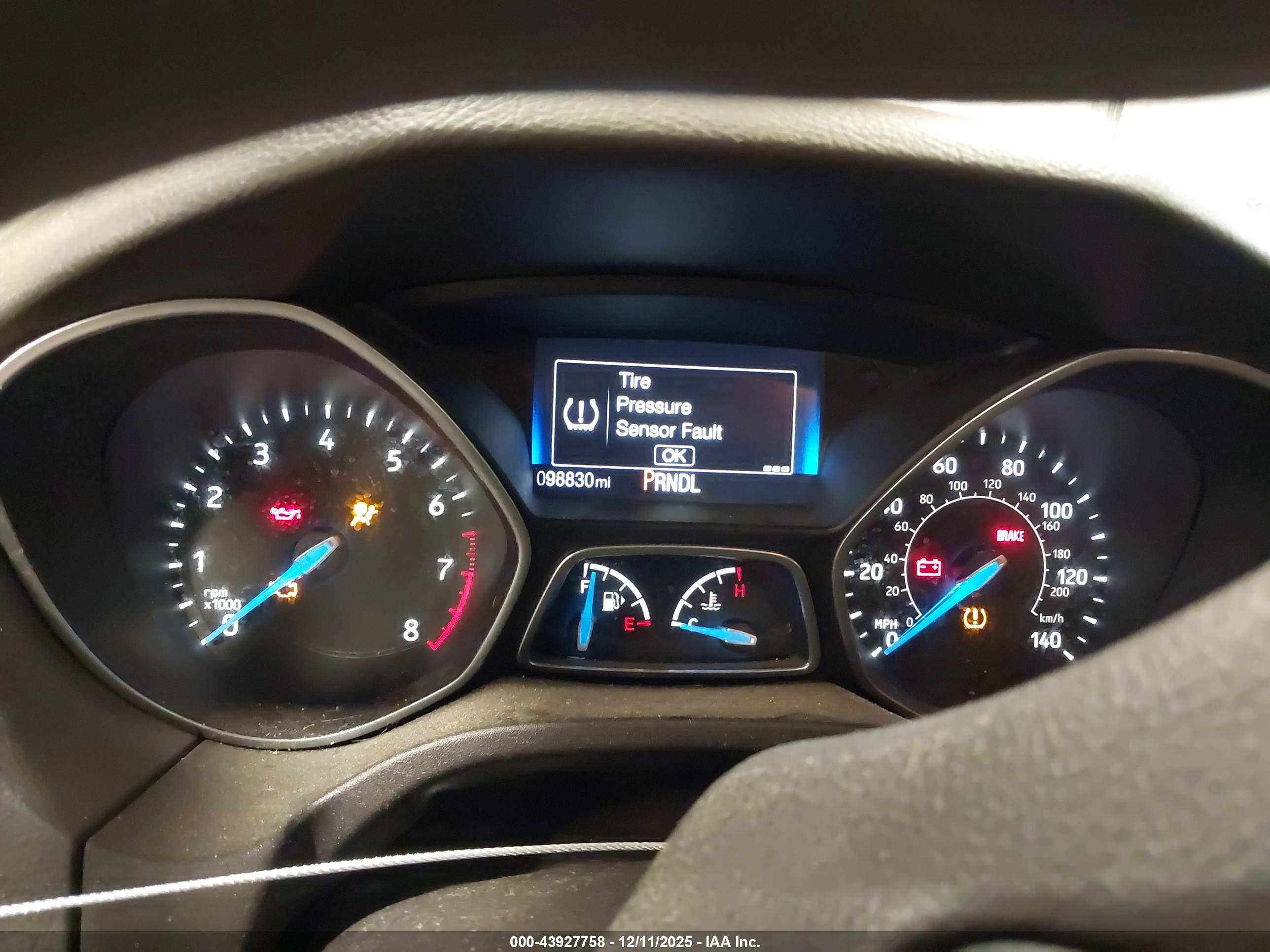 FORD FOCUS image 7