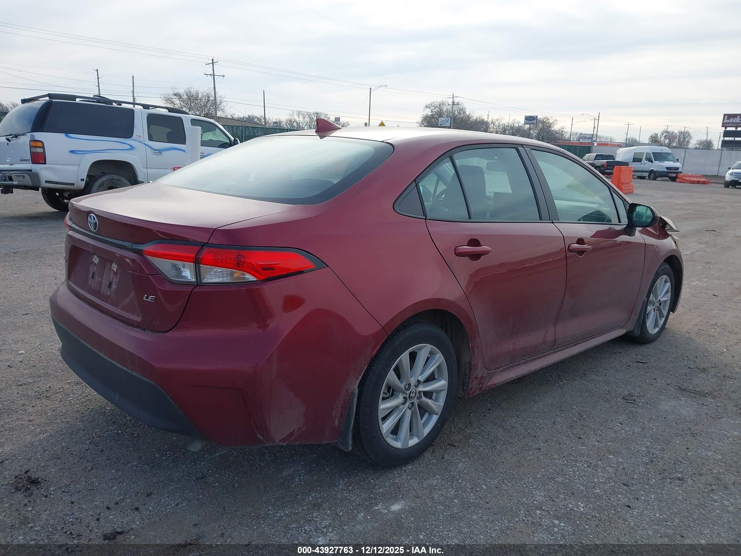 TOYOTA COROLLA image 4