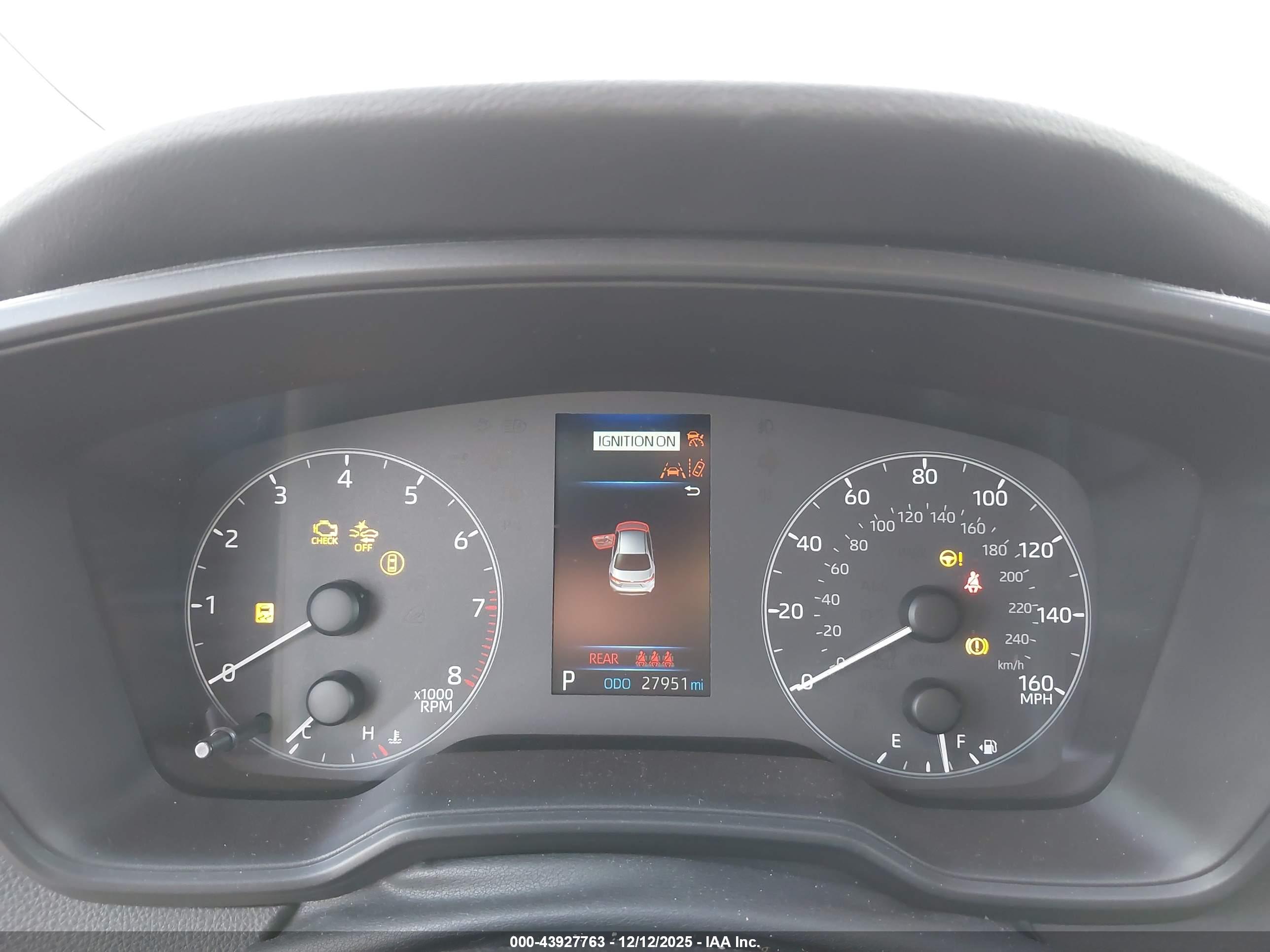 TOYOTA COROLLA image 7