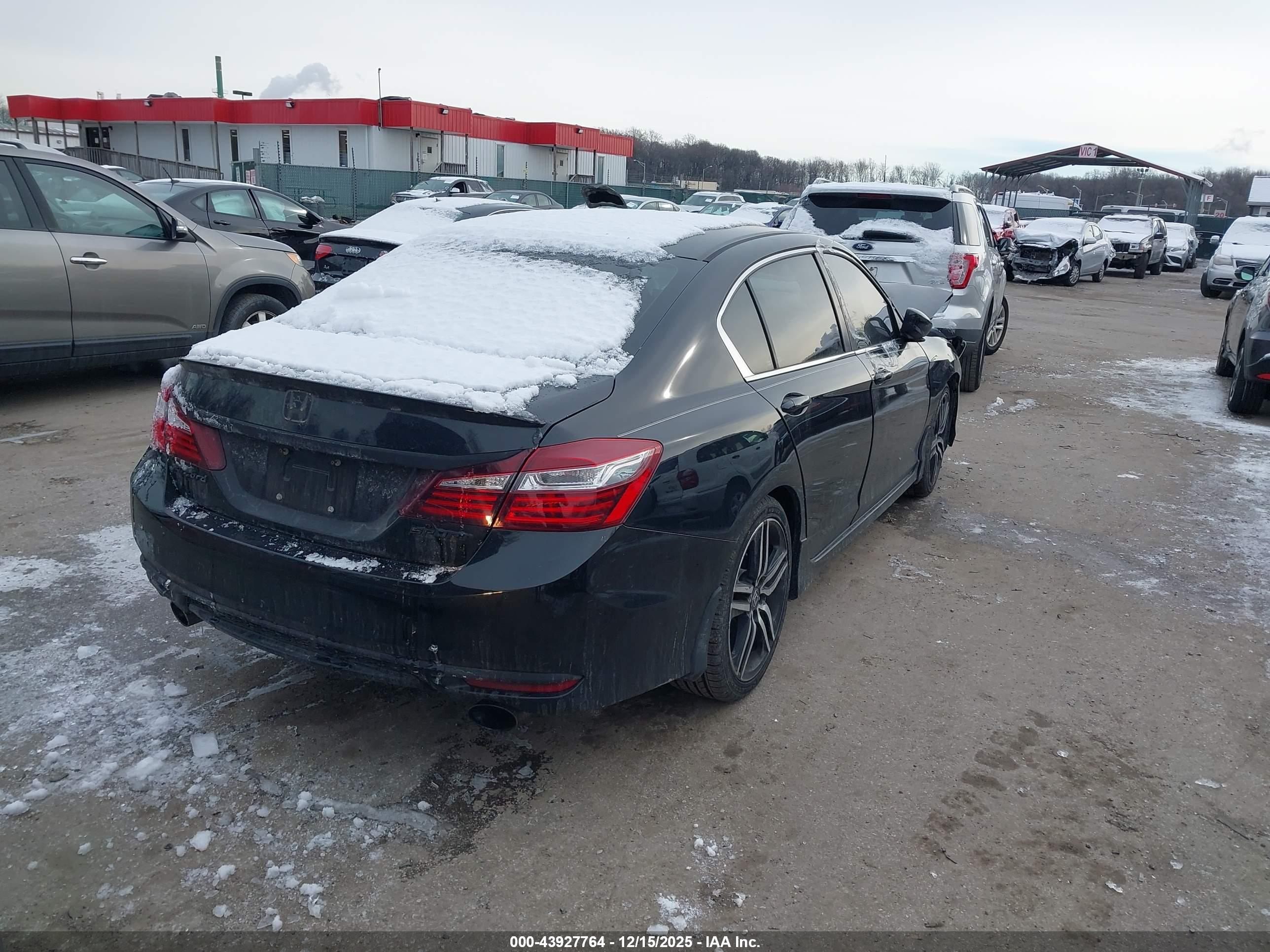 HONDA ACCORD image 4