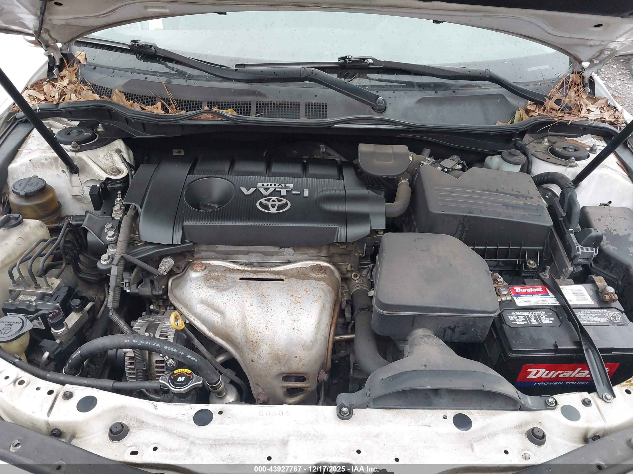 TOYOTA CAMRY image 10