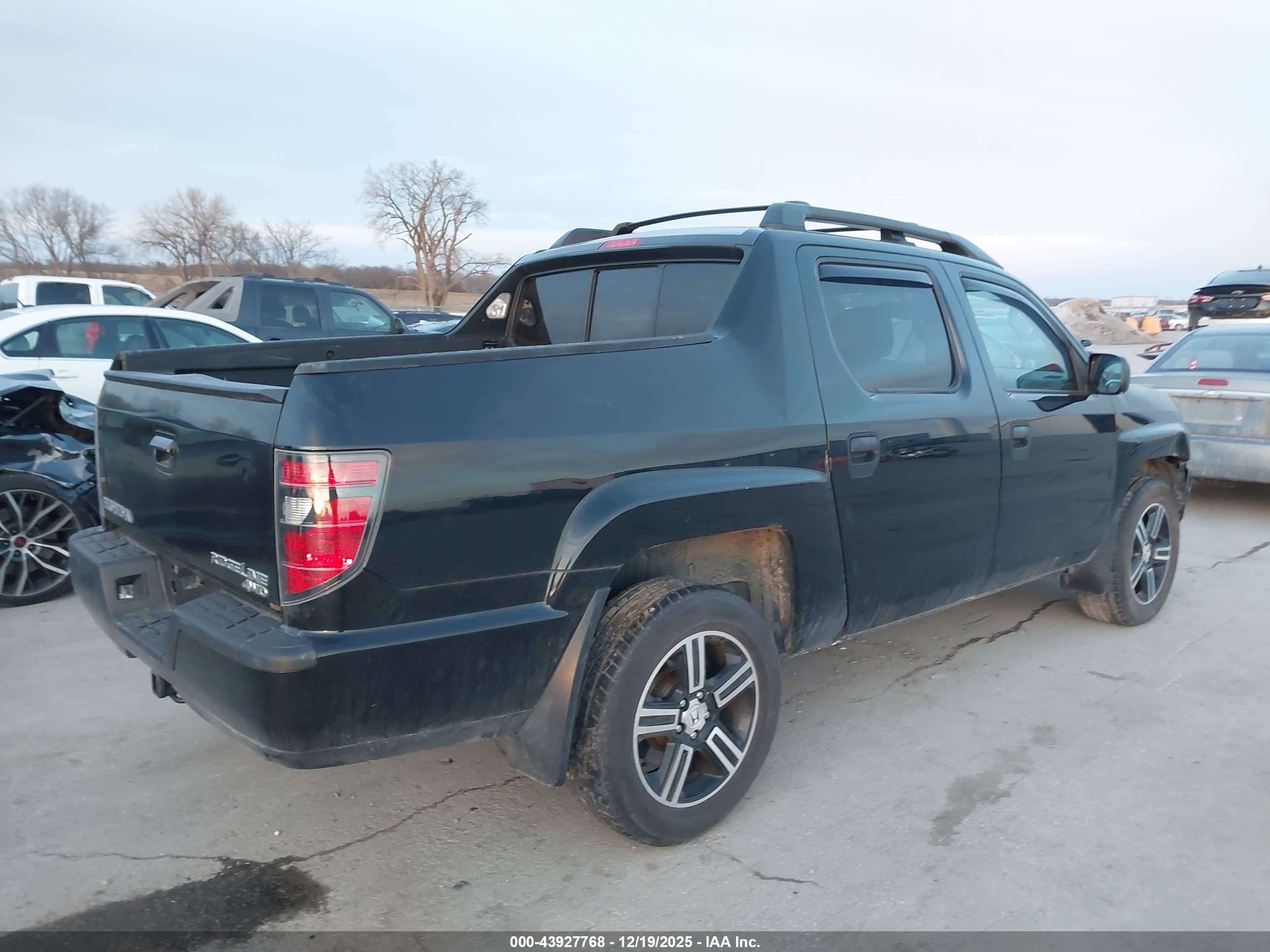HONDA RIDGELINE image 4