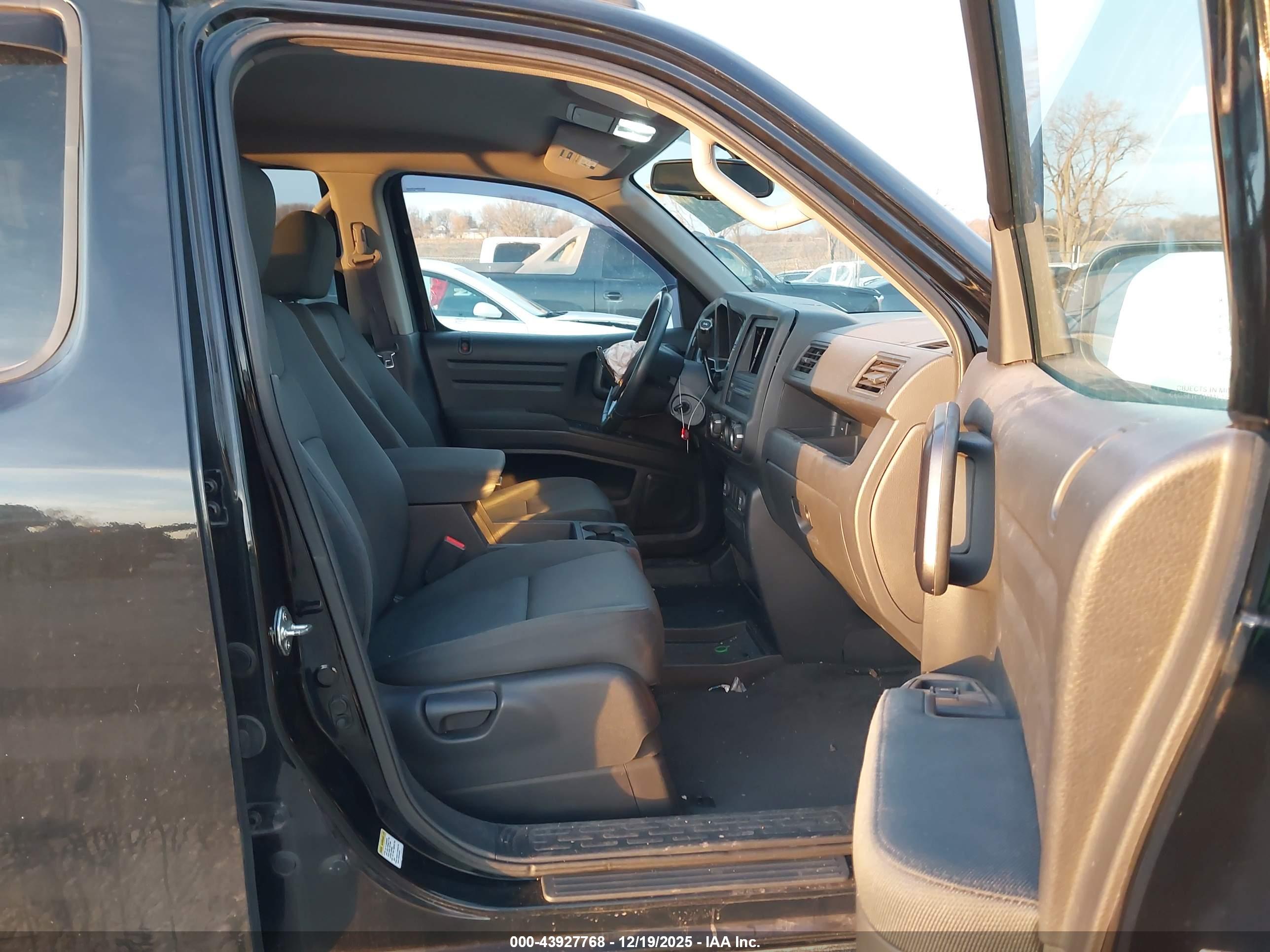 HONDA RIDGELINE image 5
