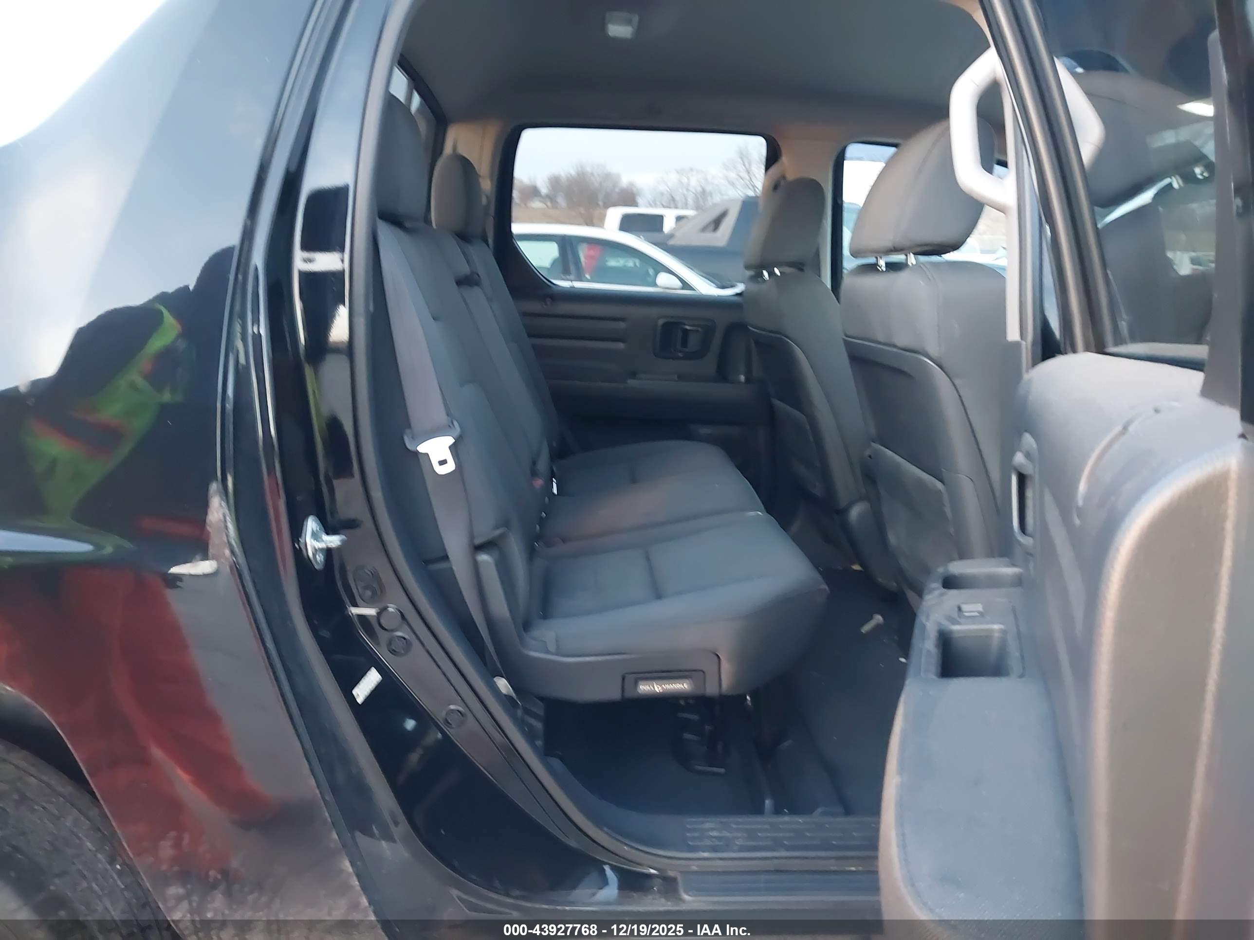 HONDA RIDGELINE image 8