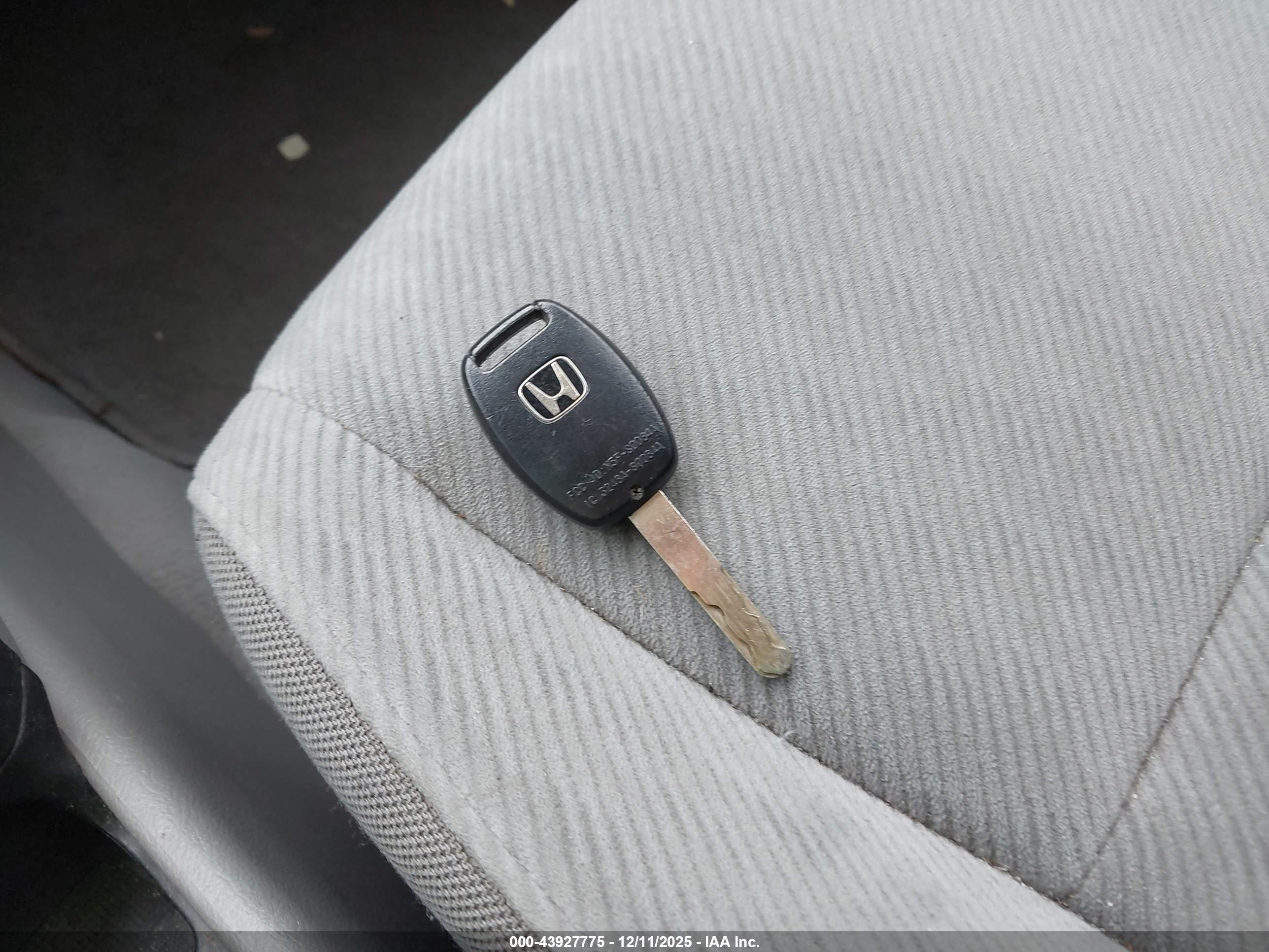 HONDA CIVIC image 11
