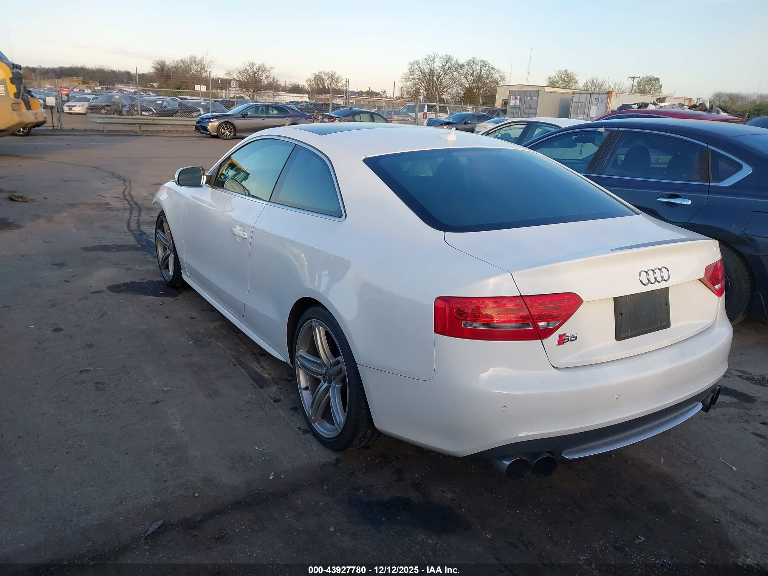 AUDI S5 image 3