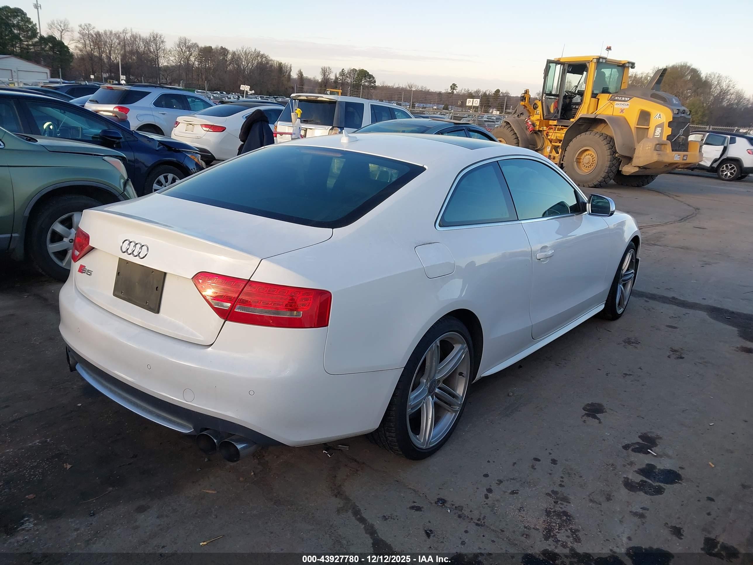 AUDI S5 image 4