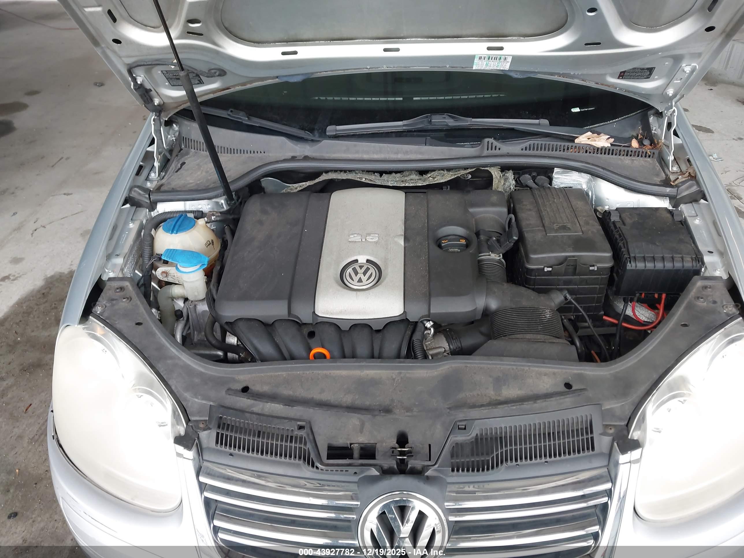 VOLKSWAGEN JETTA image 10