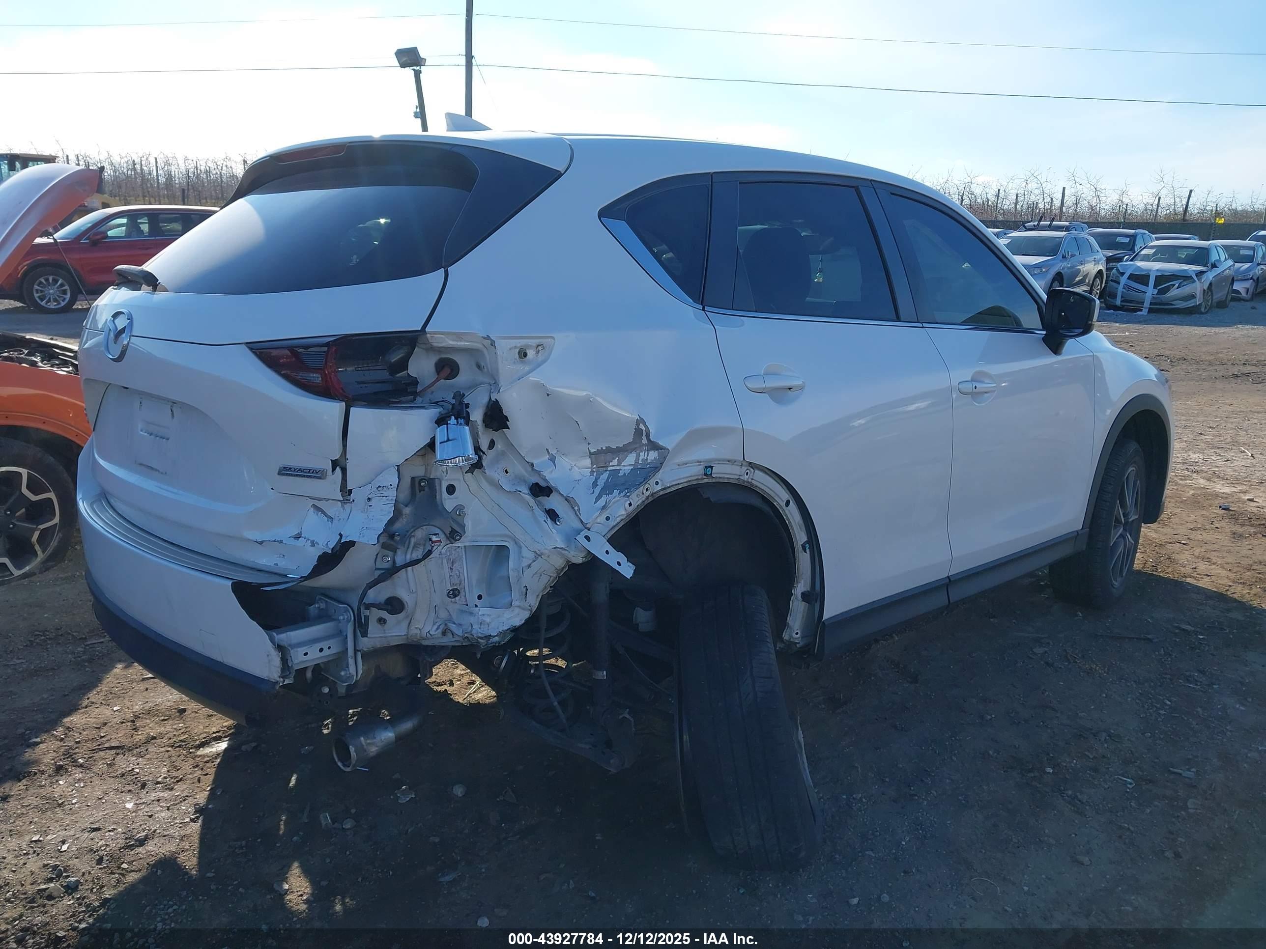 MAZDA CX-5 image 4