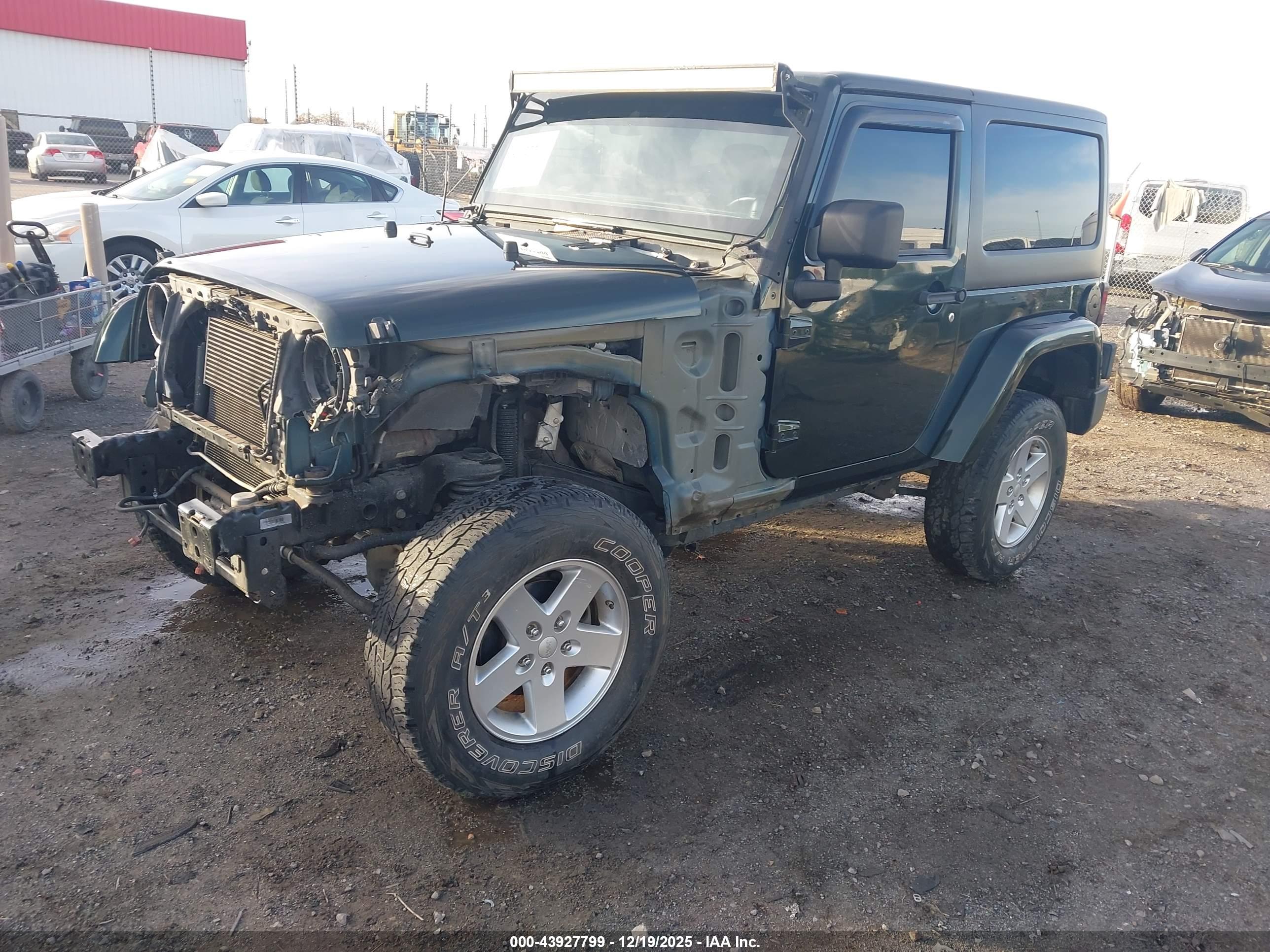 JEEP WRANGLER image 2