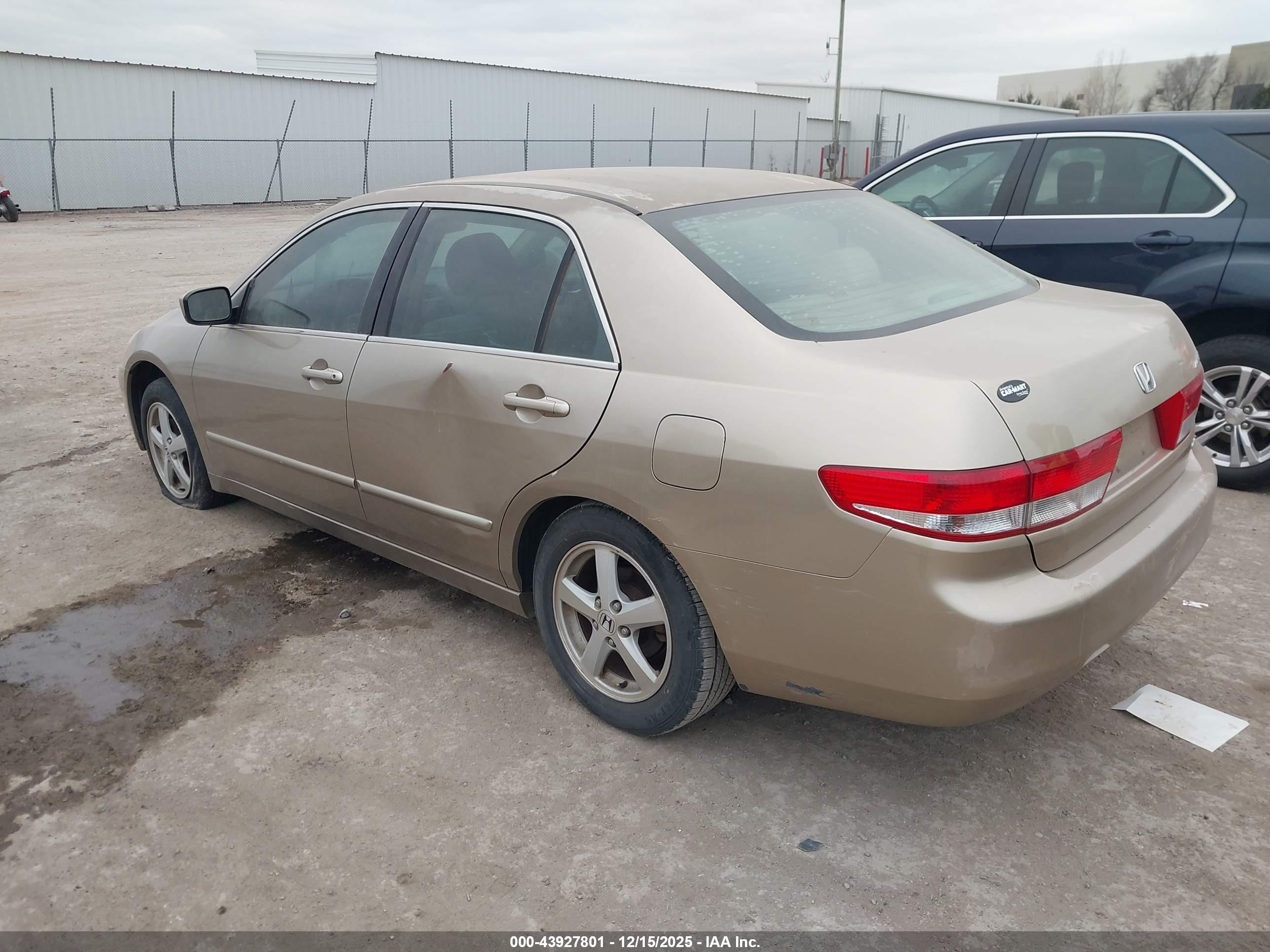 HONDA ACCORD image 3
