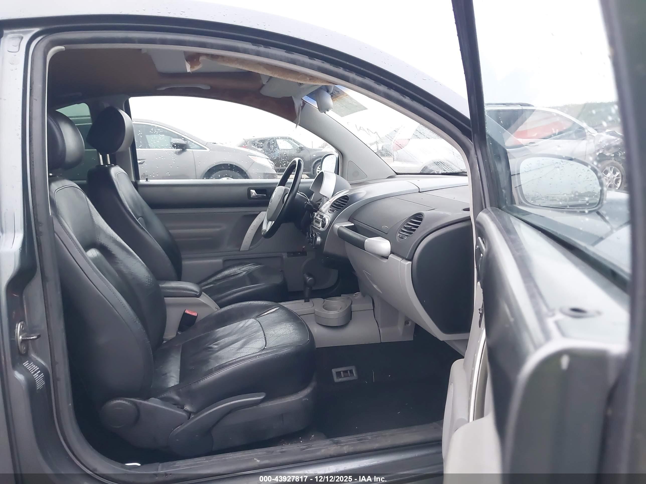 VOLKSWAGEN NEW image 5