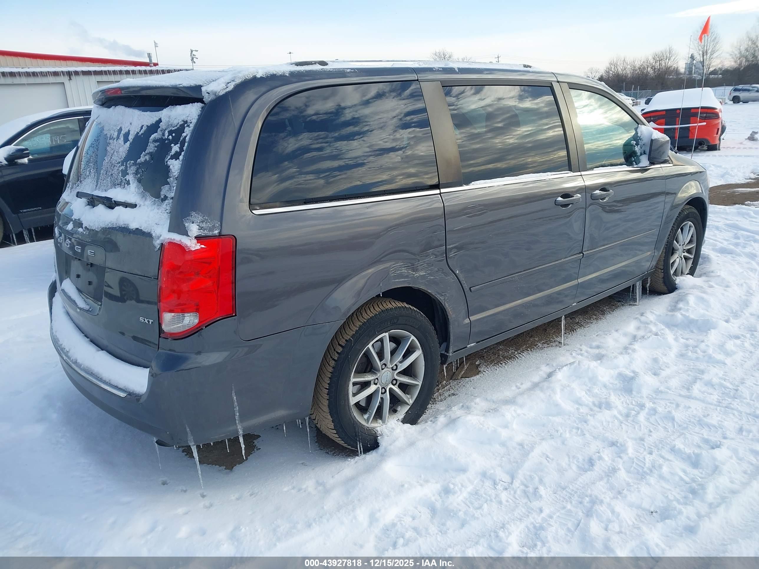 DODGE GRAND image 4