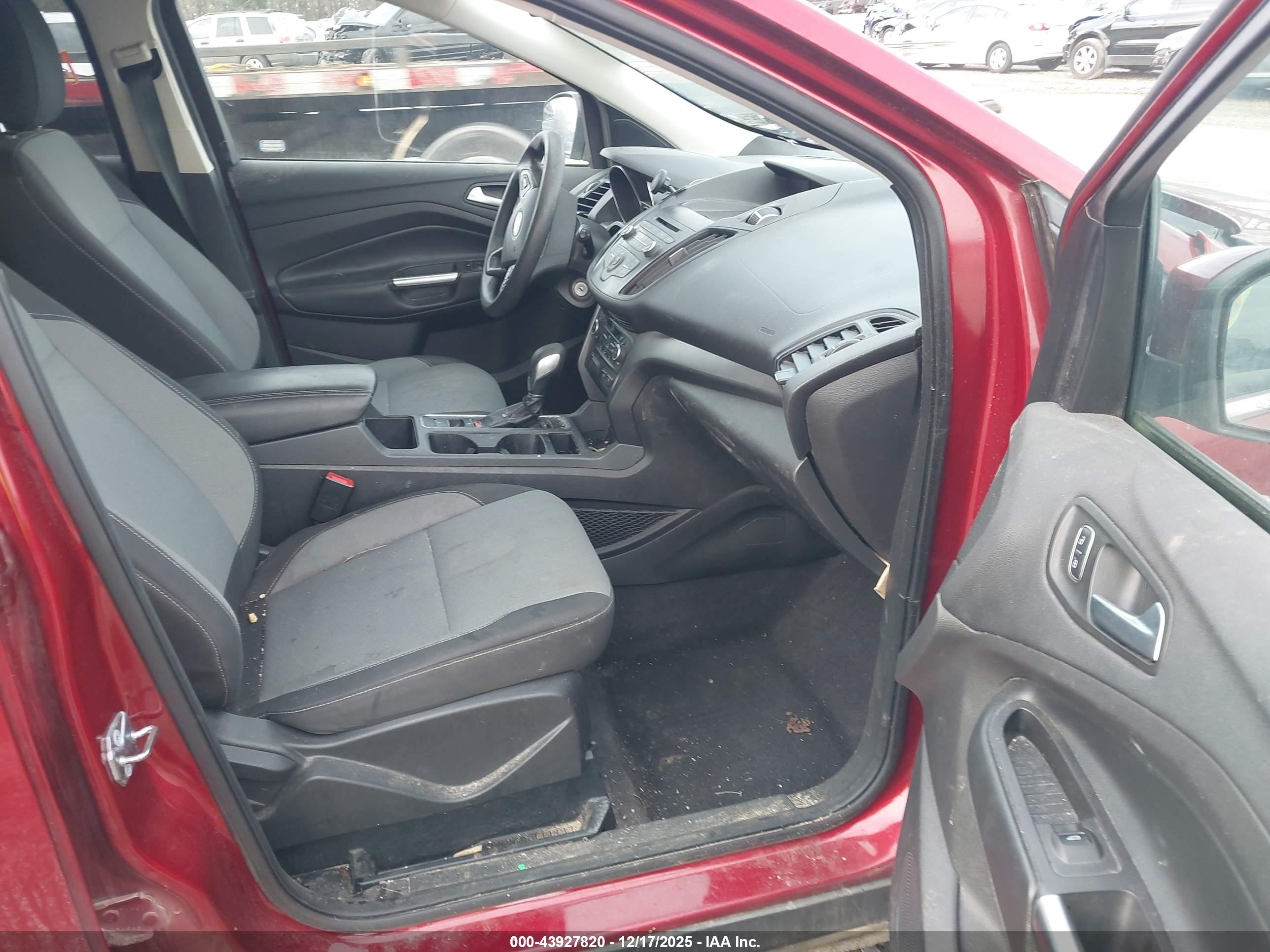 FORD ESCAPE image 5