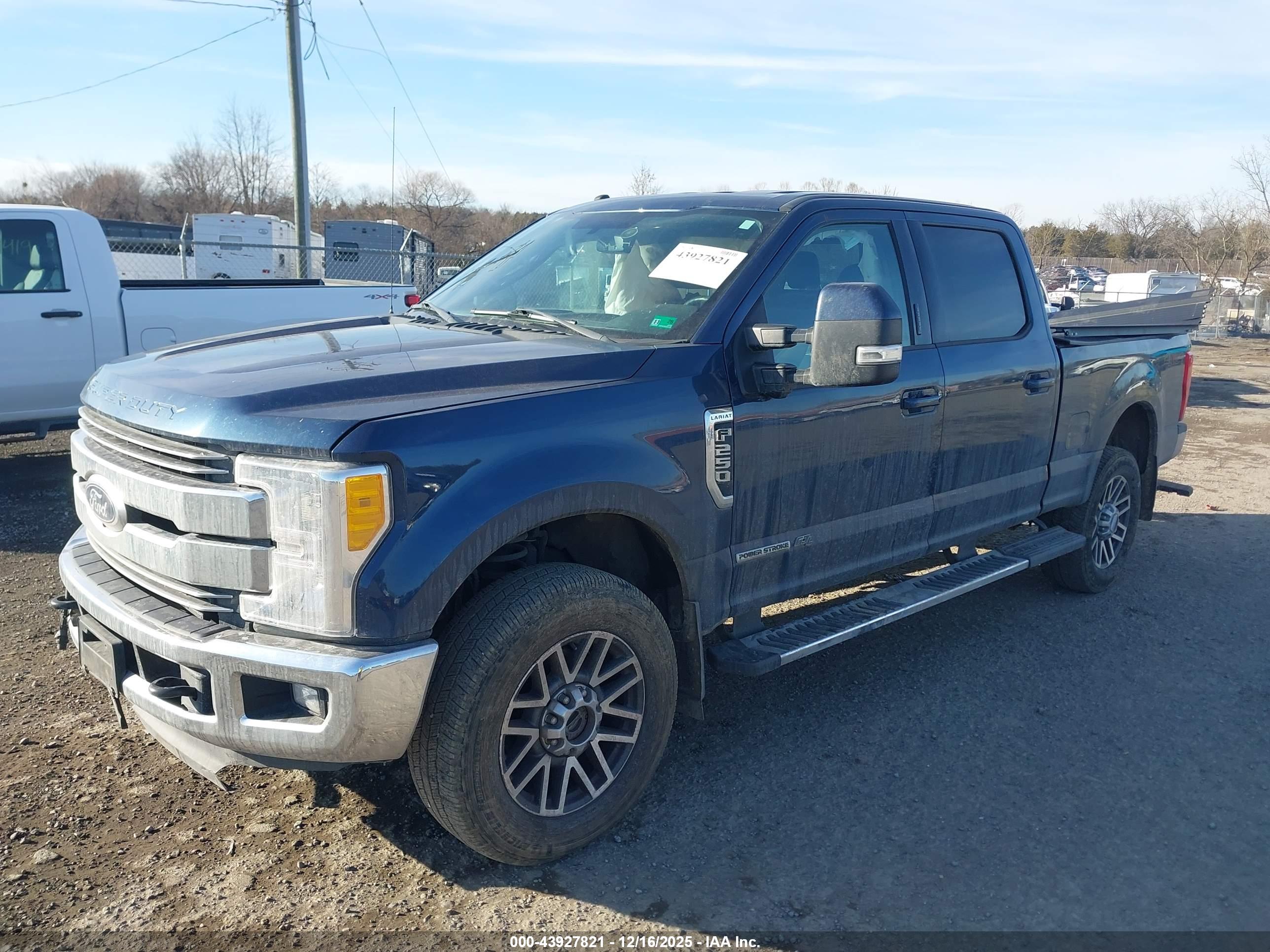 FORD F-250 image 2
