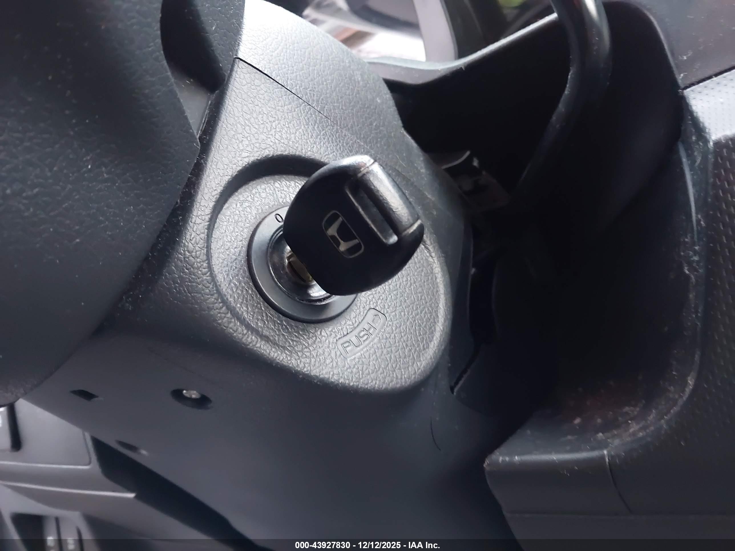 HONDA RIDGELINE image 11
