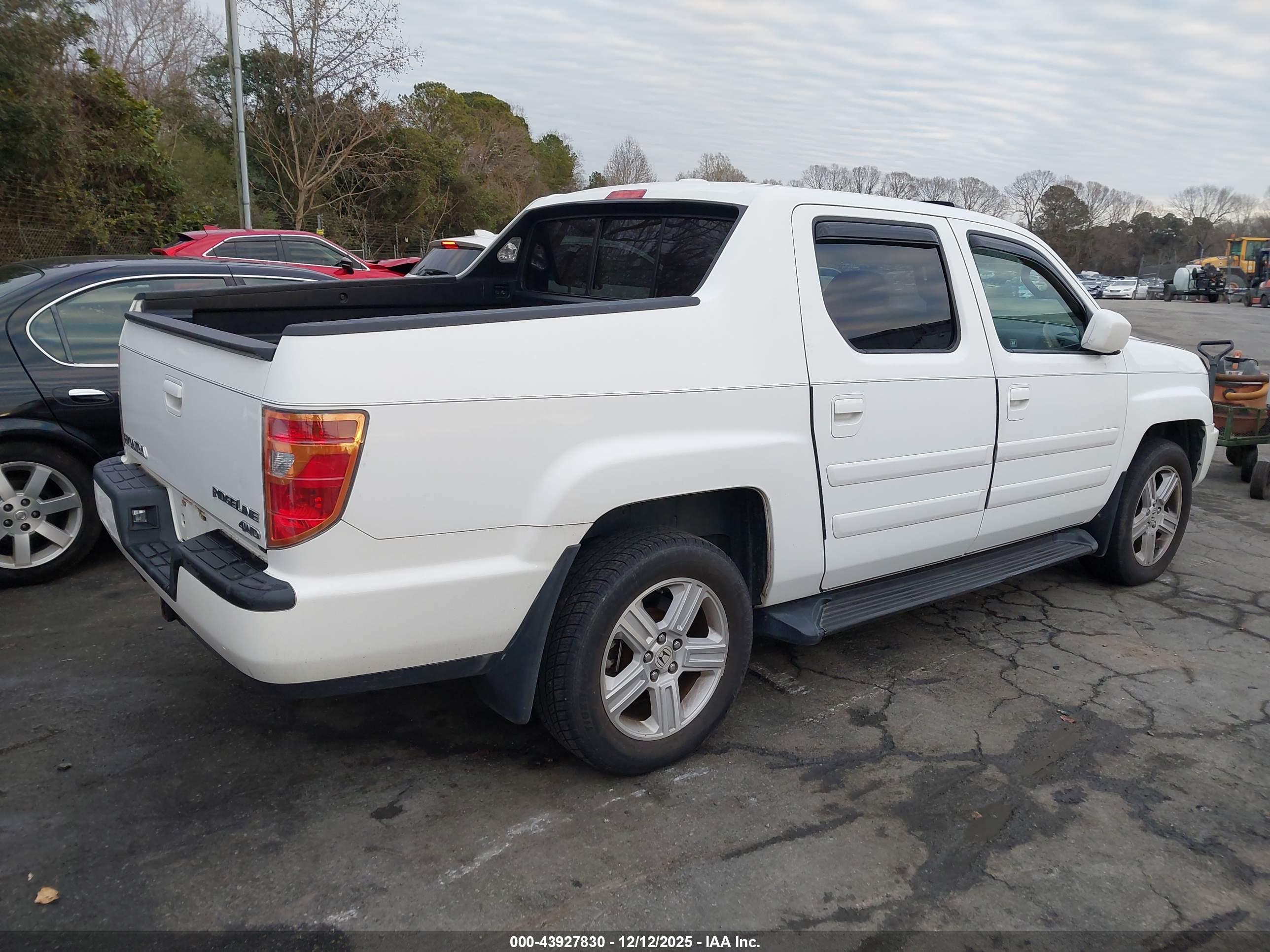 HONDA RIDGELINE image 4