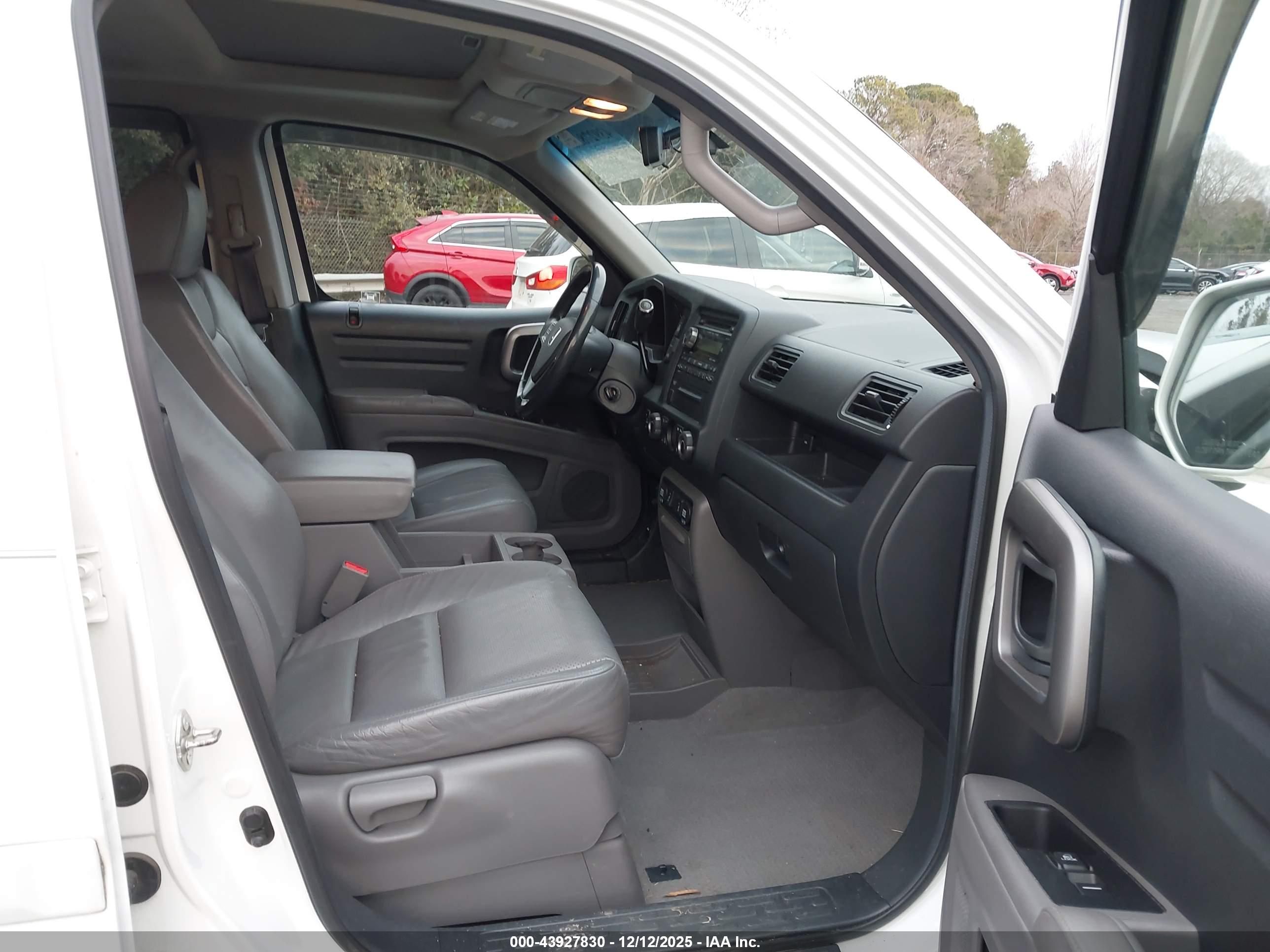 HONDA RIDGELINE image 5