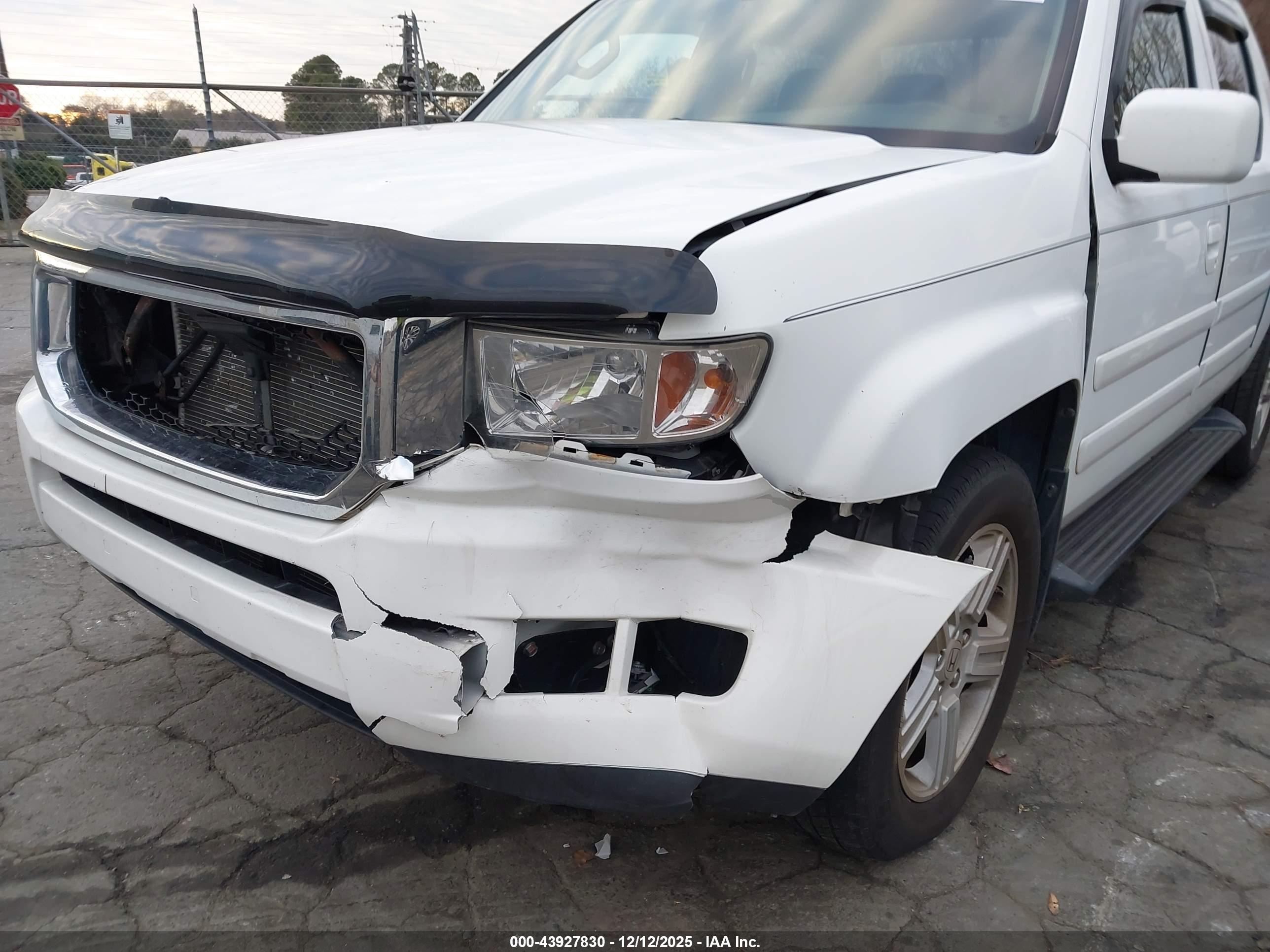 HONDA RIDGELINE image 6