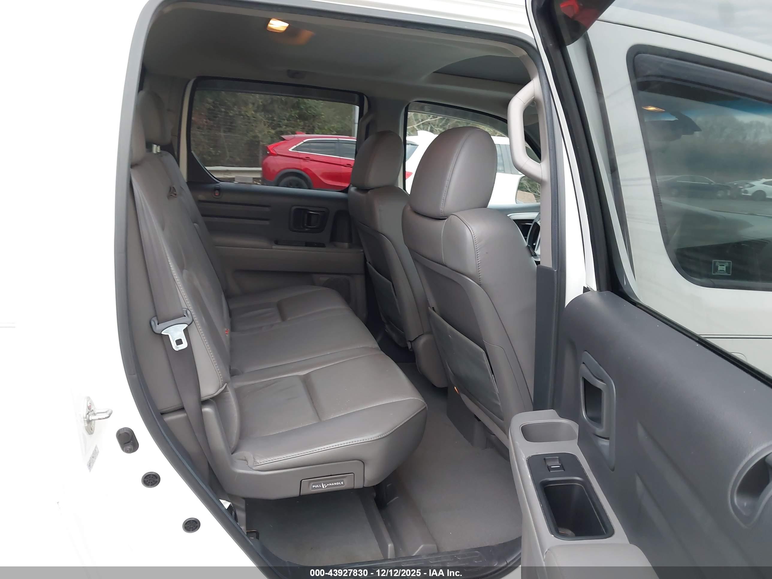 HONDA RIDGELINE image 8