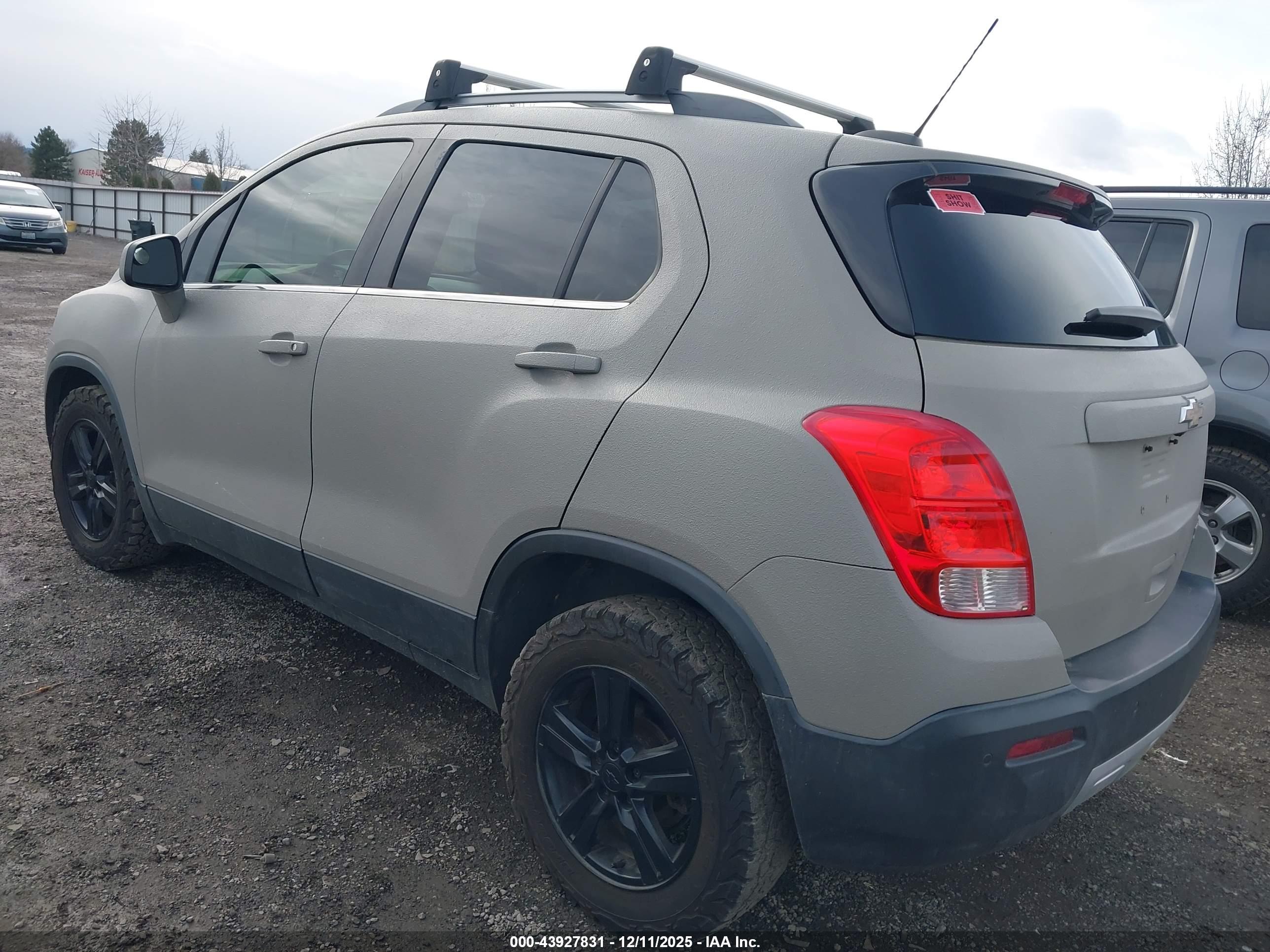 CHEVROLET TRAX image 3