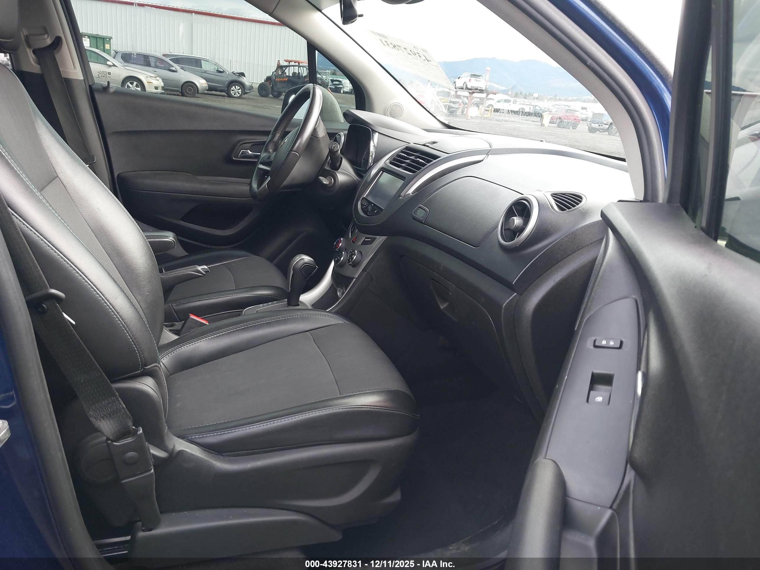 CHEVROLET TRAX image 5