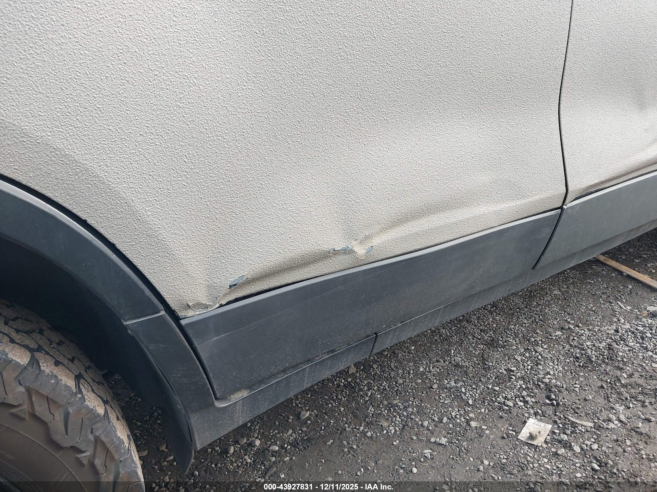 CHEVROLET TRAX image 6